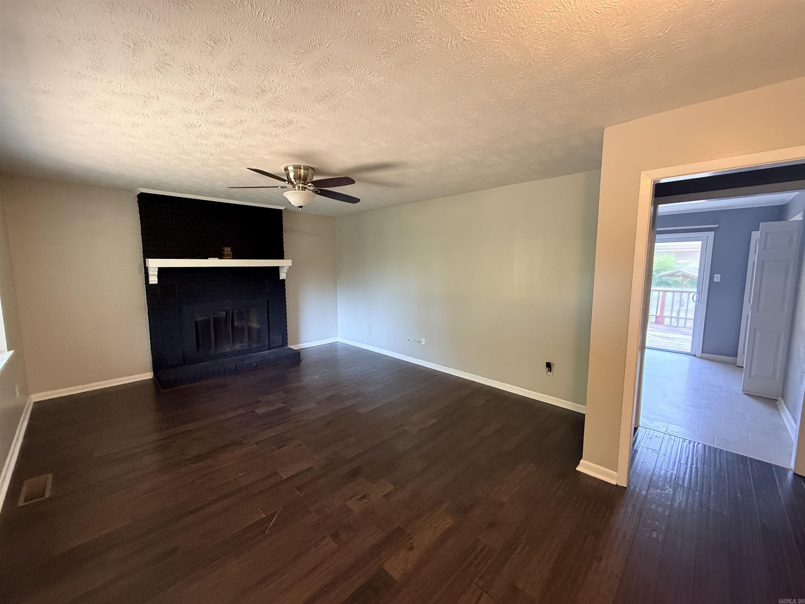 1002 Eastern Ave Property Photo 6