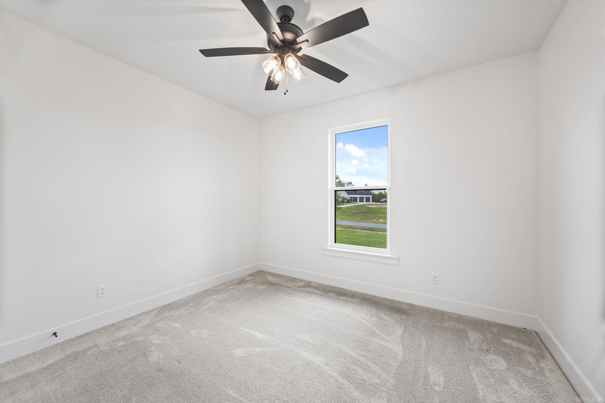 2065 Kaysen Ln Property Photo 20