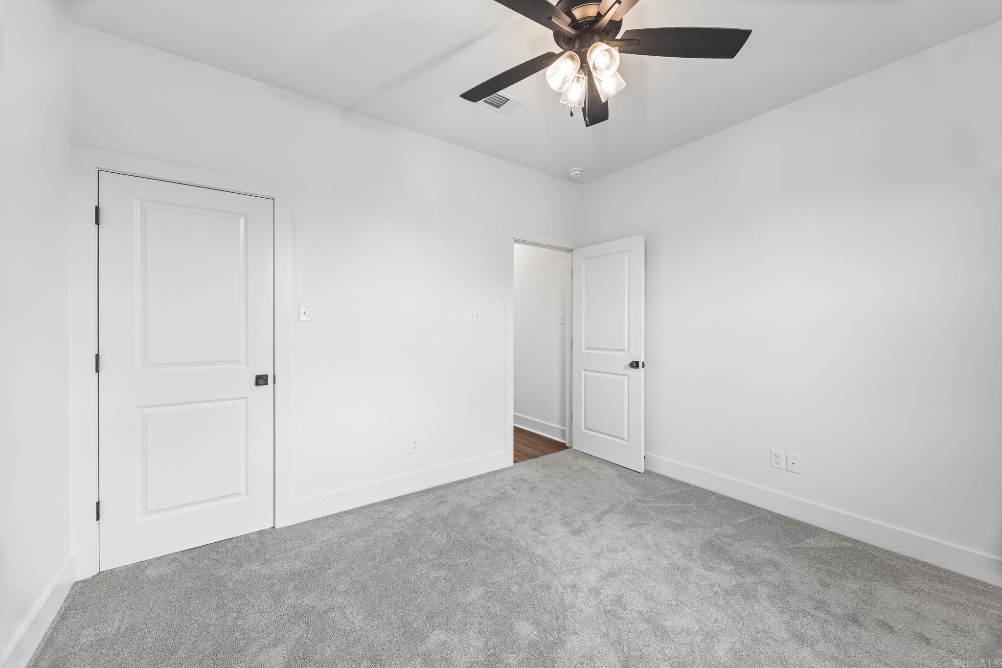 2065 Kaysen Ln Property Photo 25