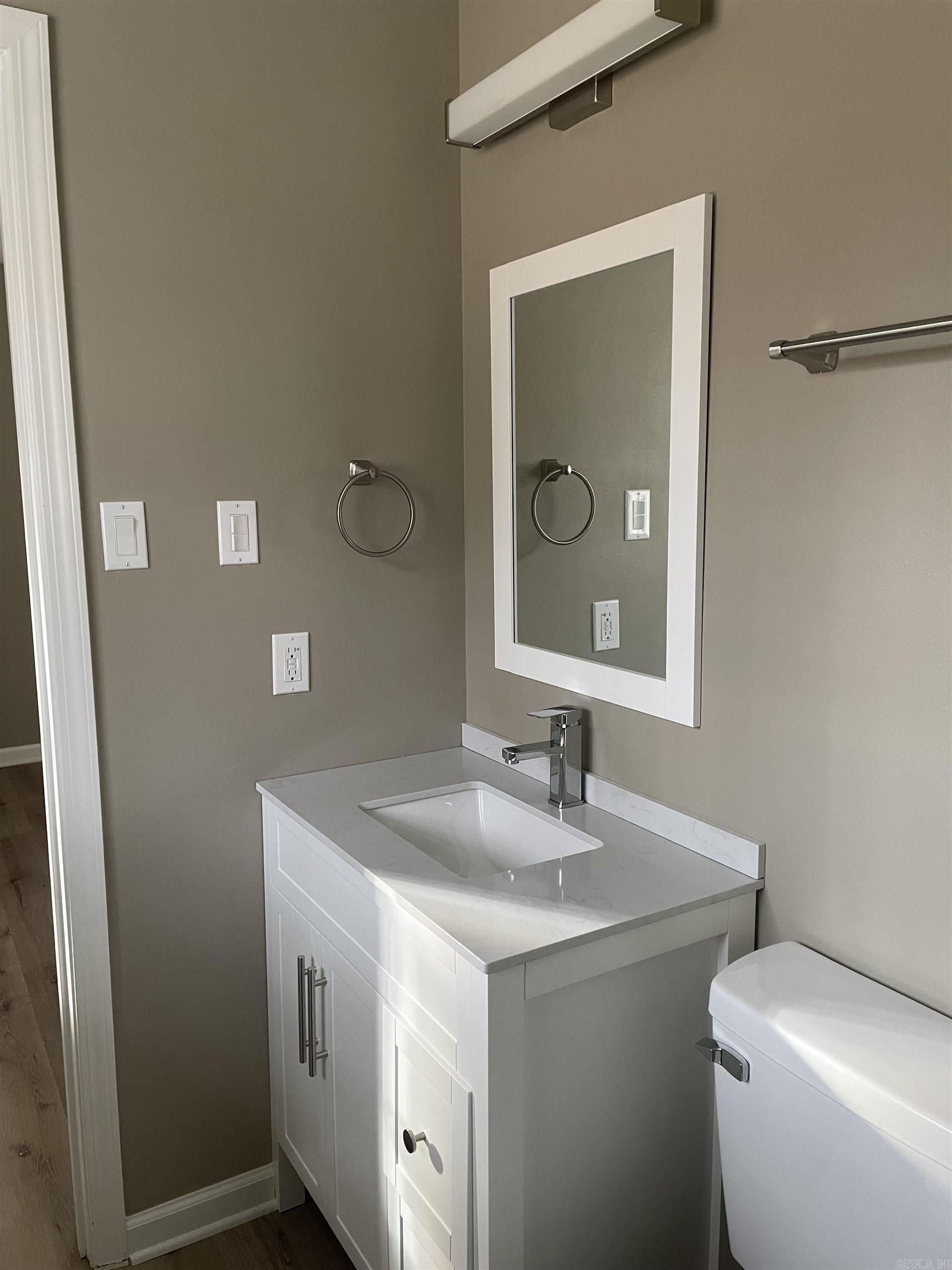 13 W Villena Drive Property Photo 10
