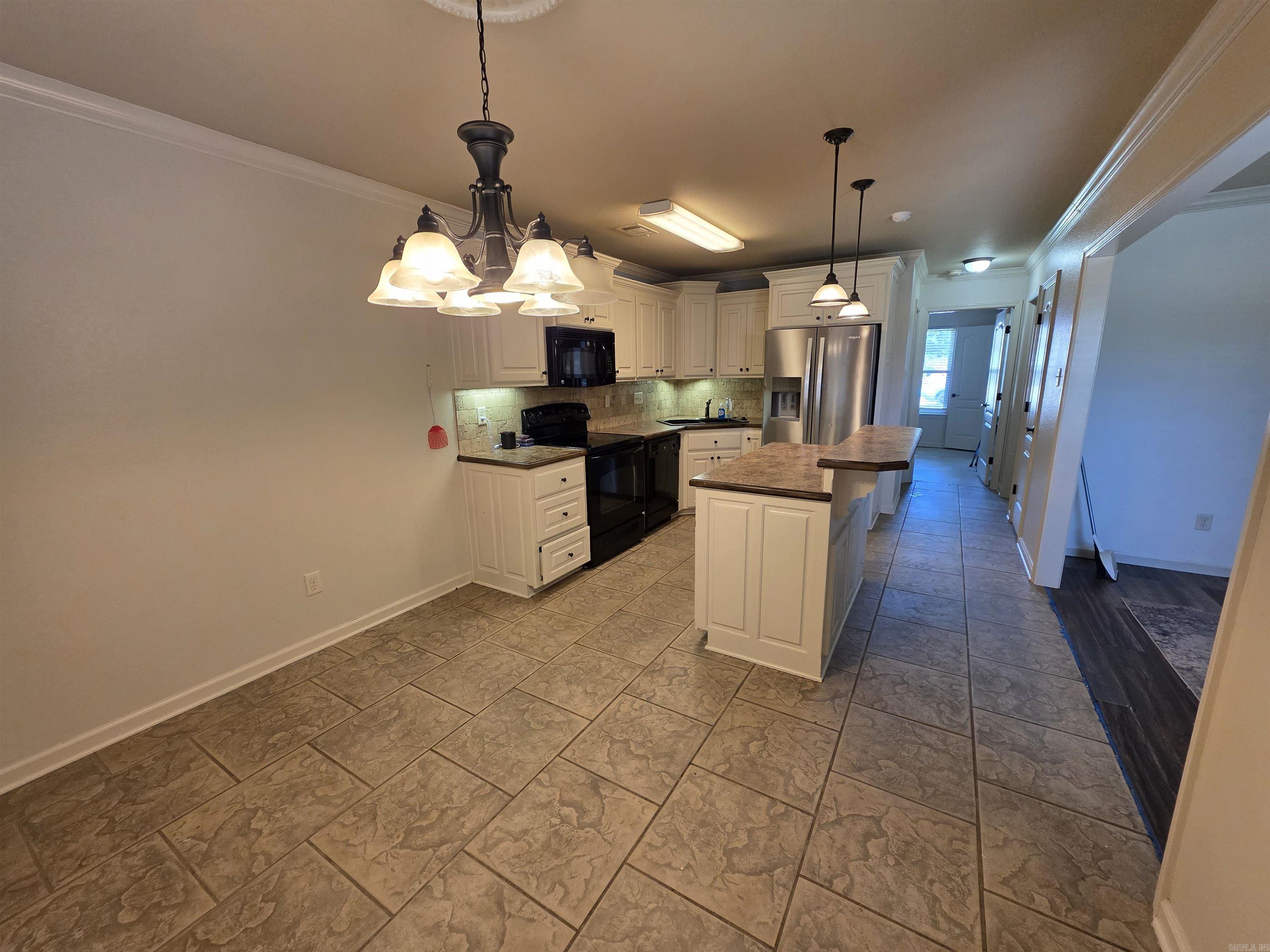 37 Green Apple Drive Property Photo 5