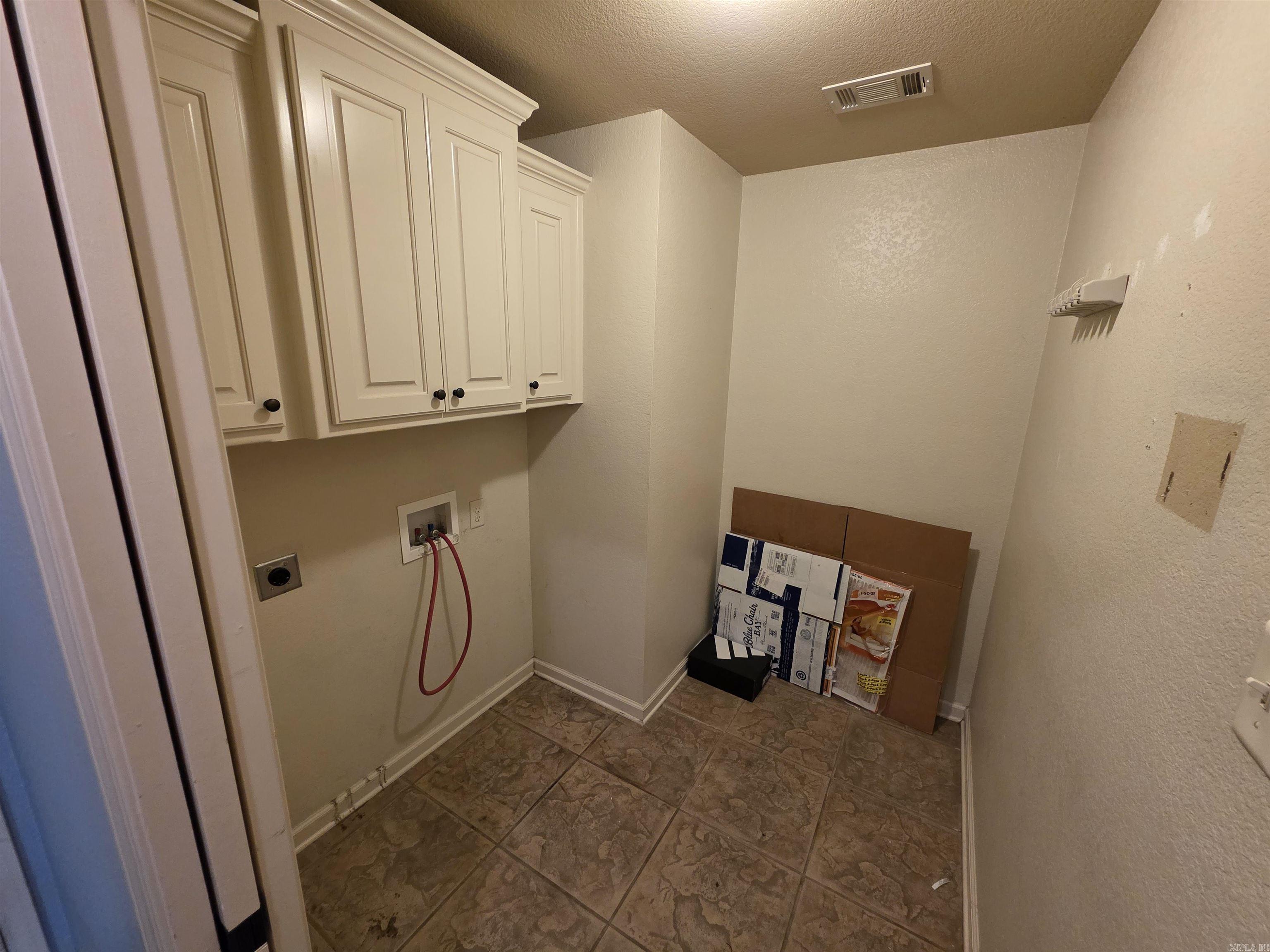 37 Green Apple Drive Property Photo 10