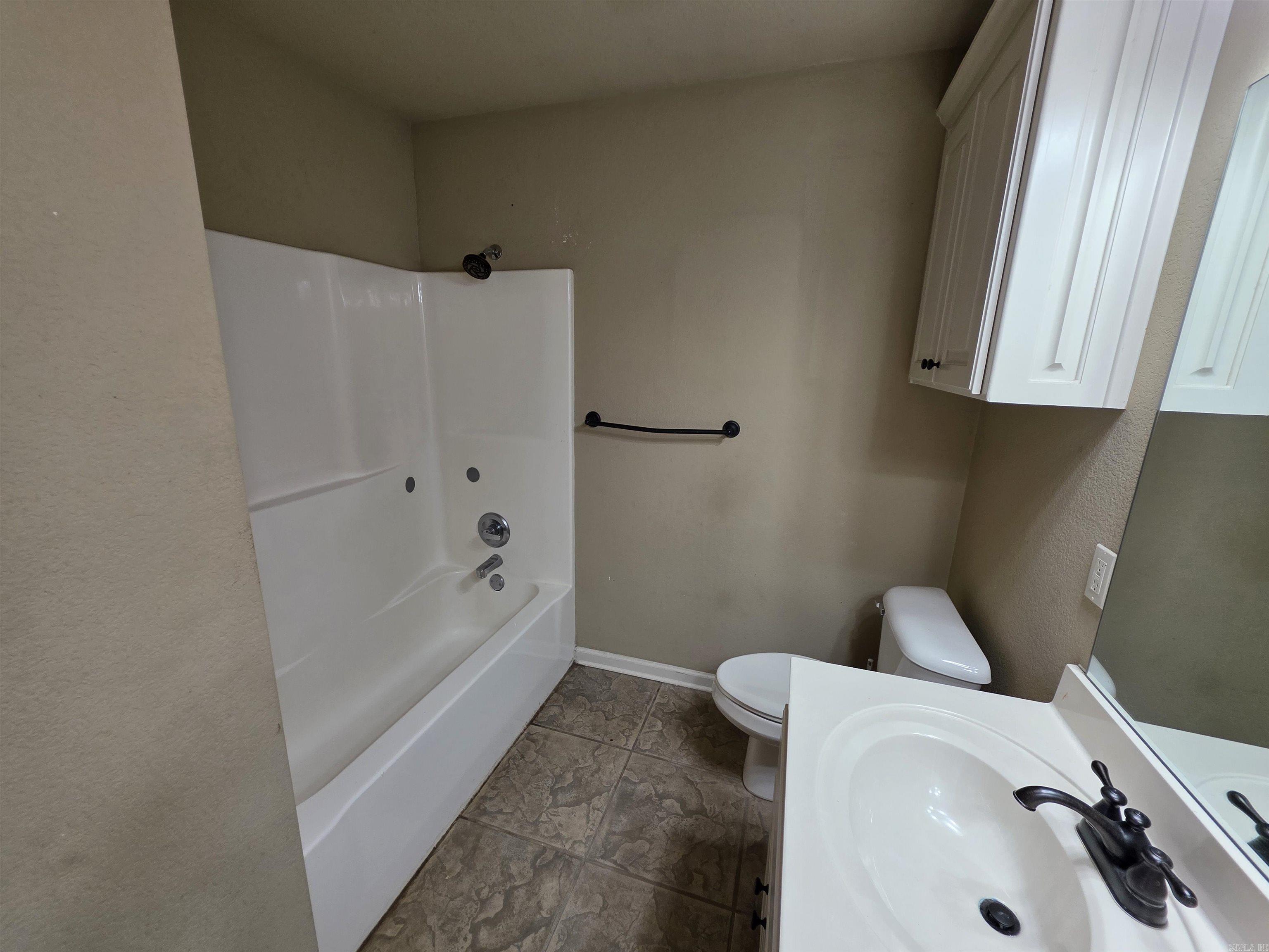 37 Green Apple Drive Property Photo 12