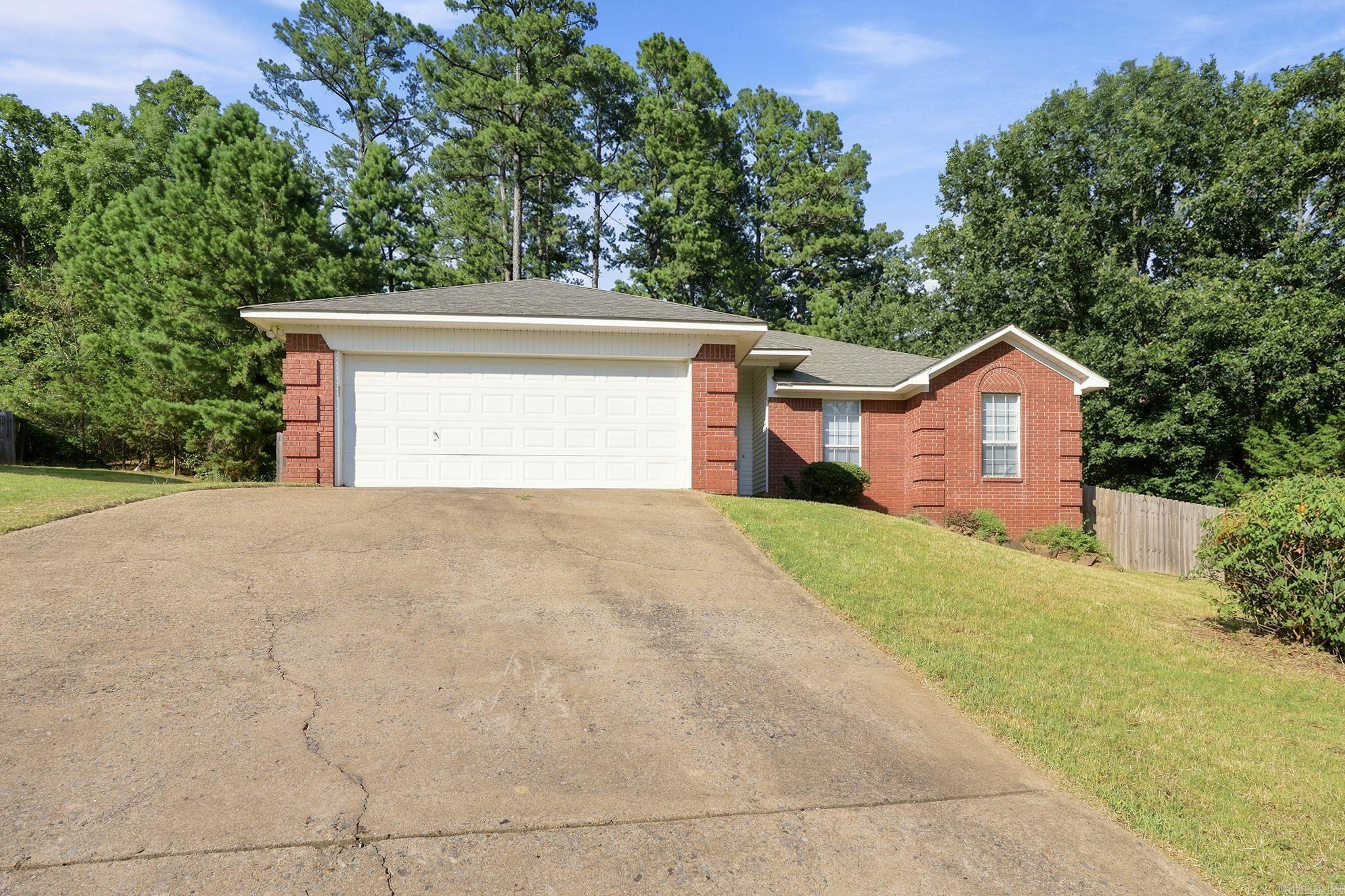 2570 Peabody Drive Property Photo 2