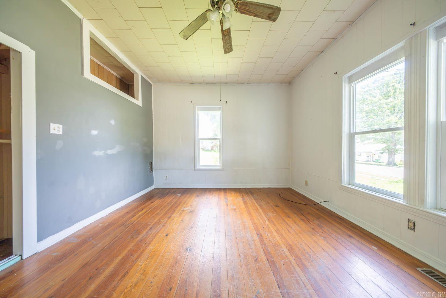 222 S 6th Street Property Photo 21