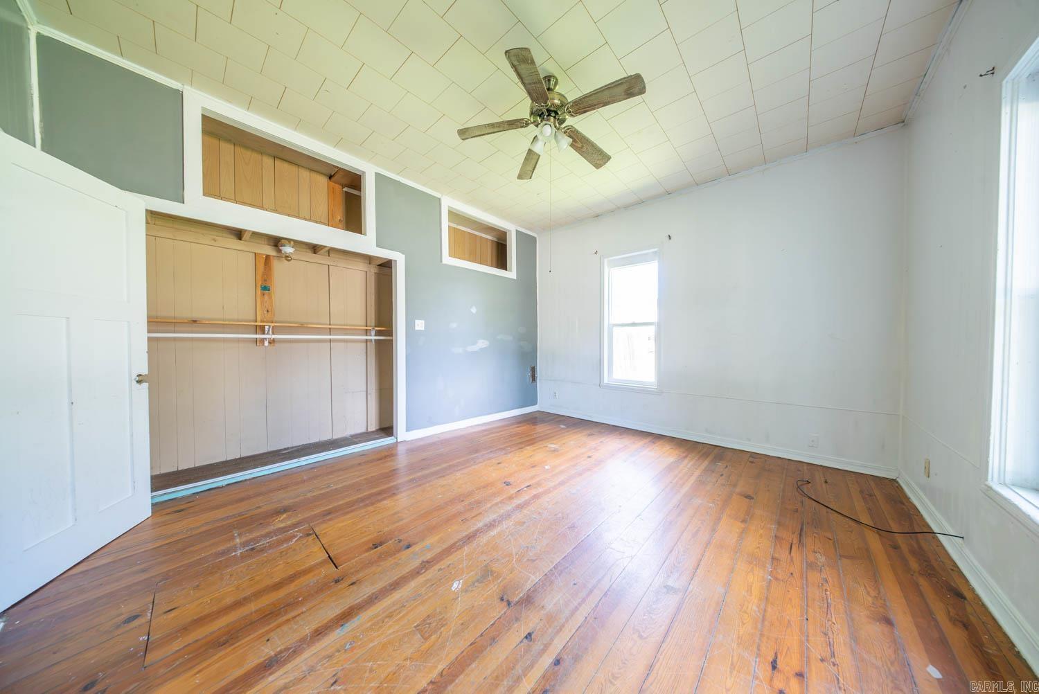 222 S 6th Street Property Photo 23