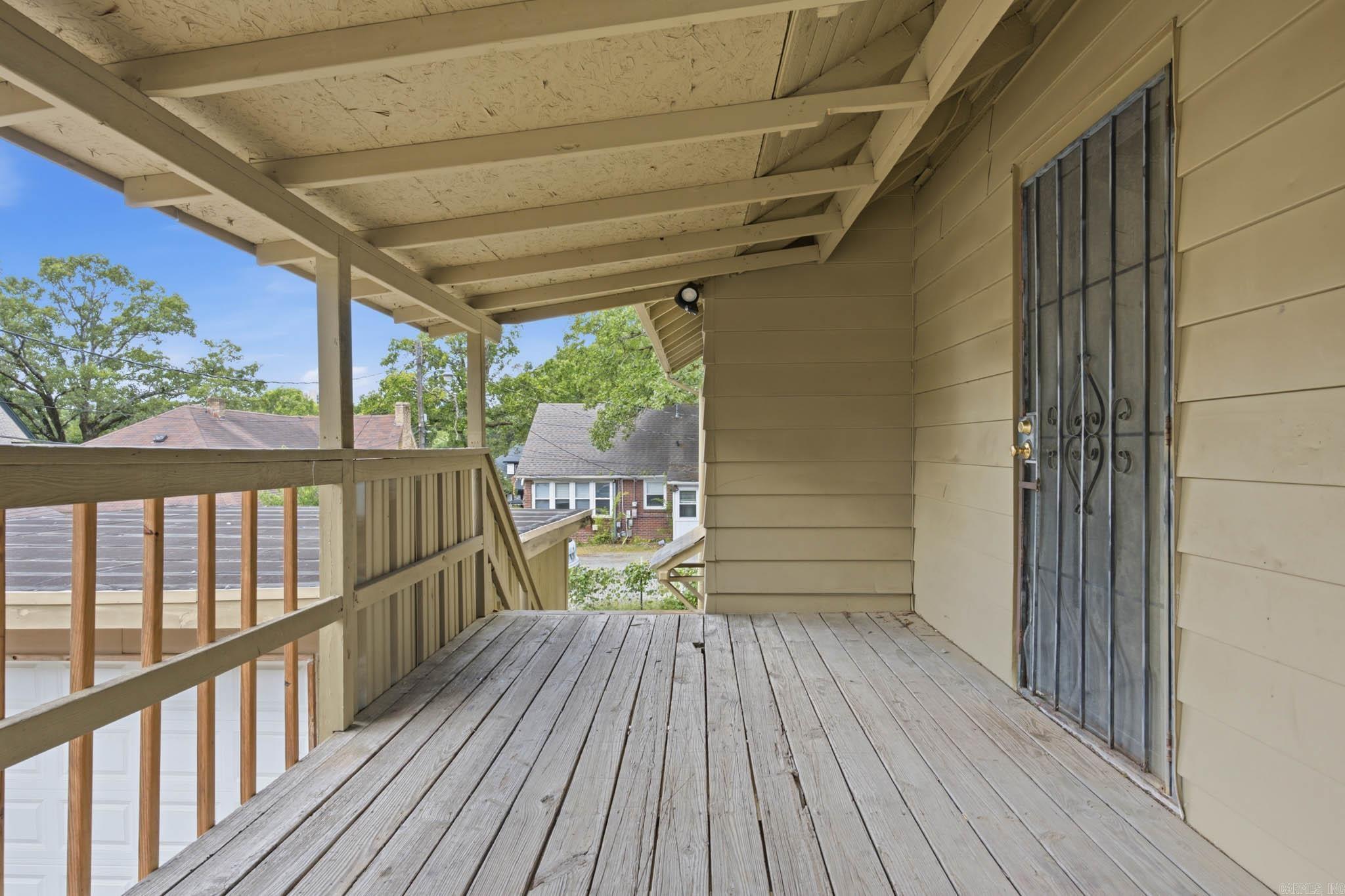 3315 W Markham Street Property Photo 28