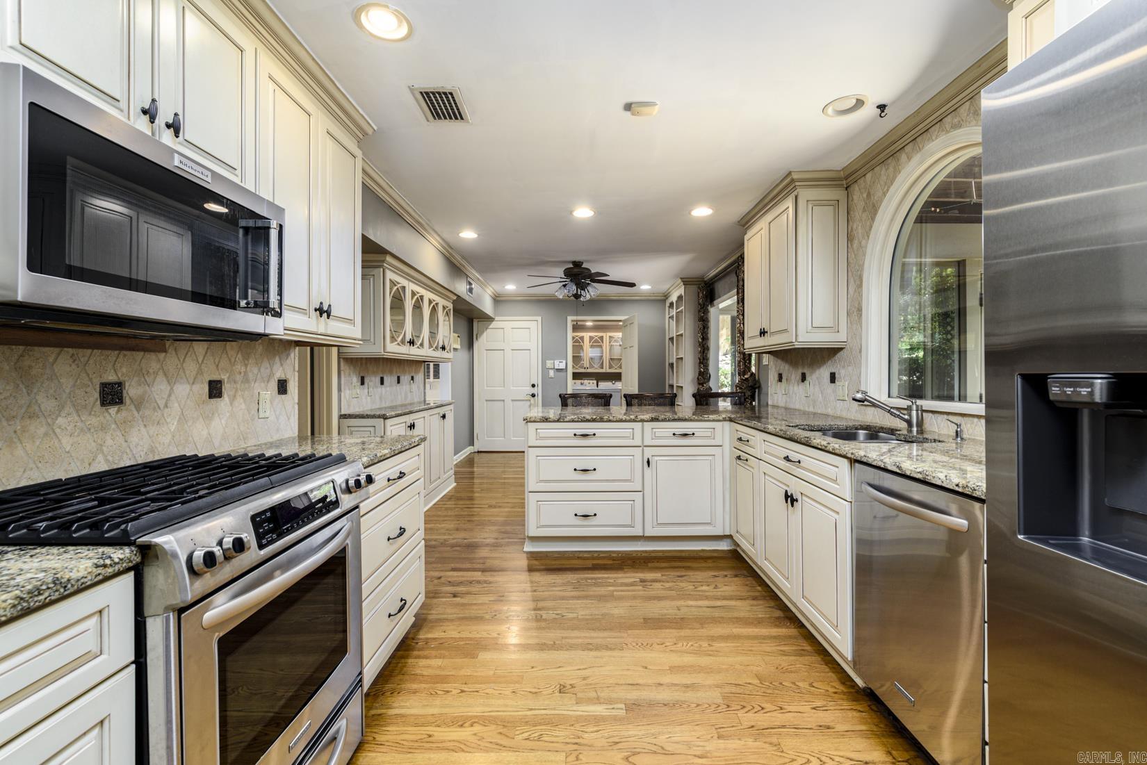 130 Pebble Beach Drive Property Photo 8