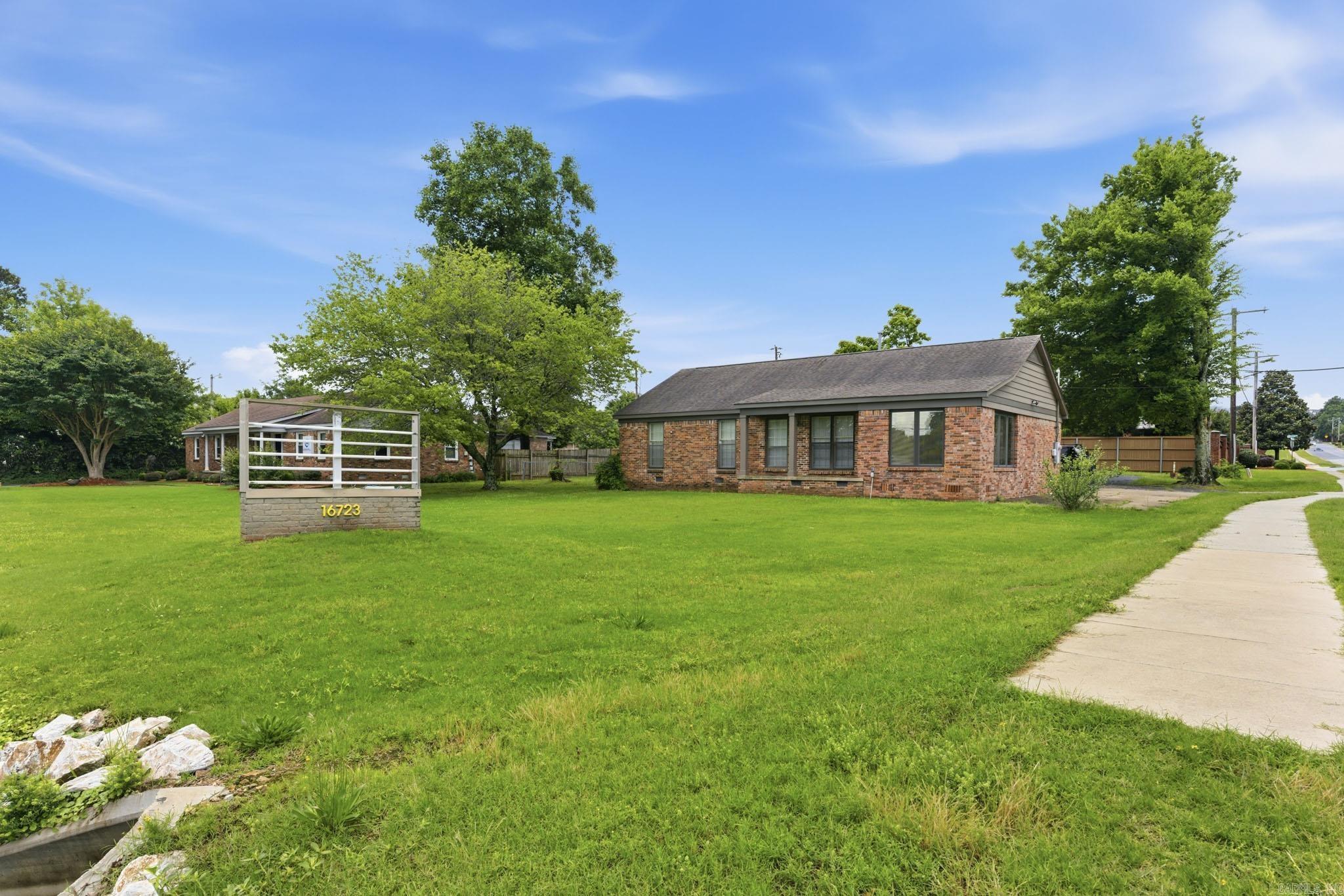 16723 Cantrell Road Property Photo 4