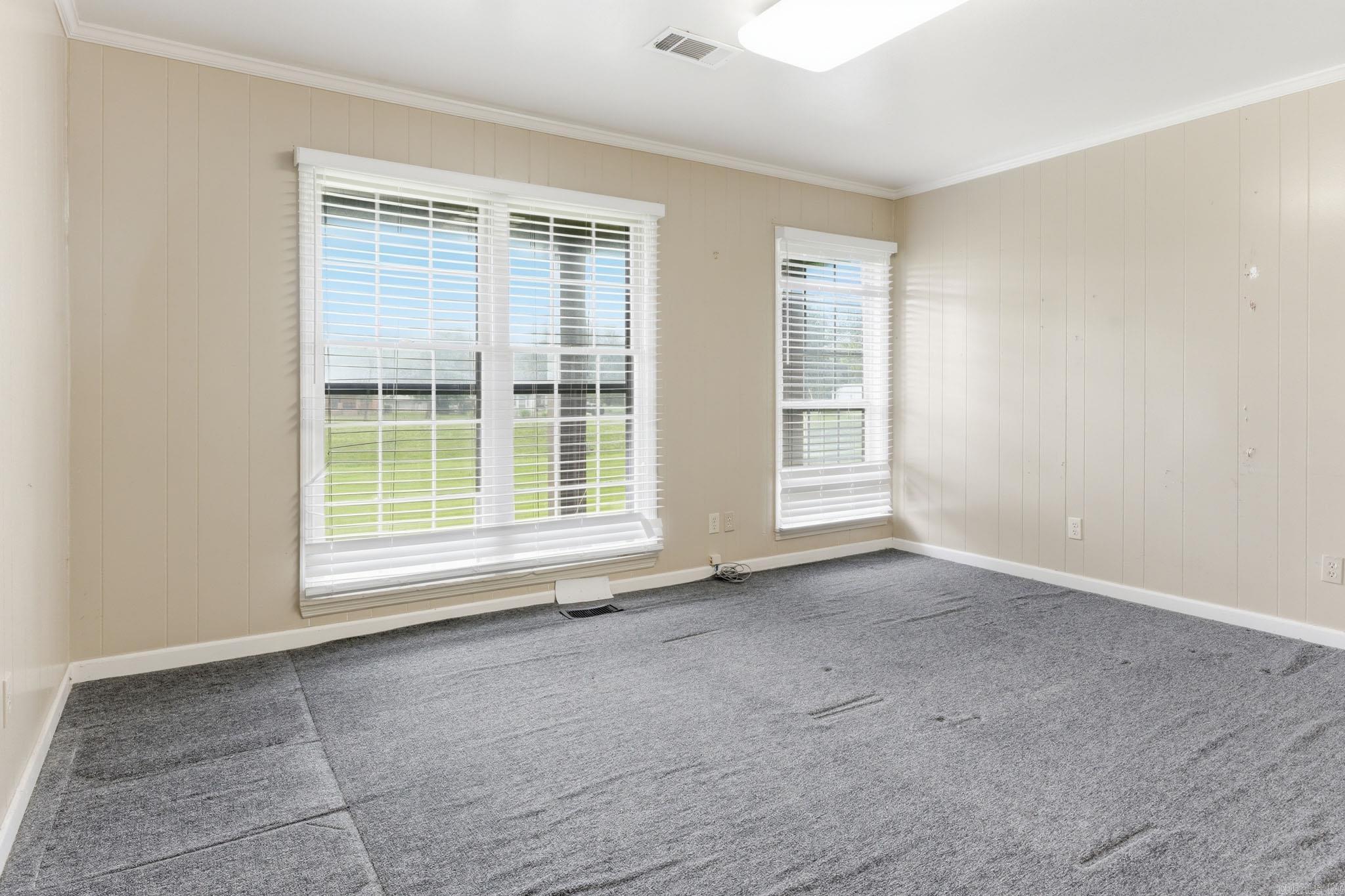 16723 Cantrell Road Property Photo 16