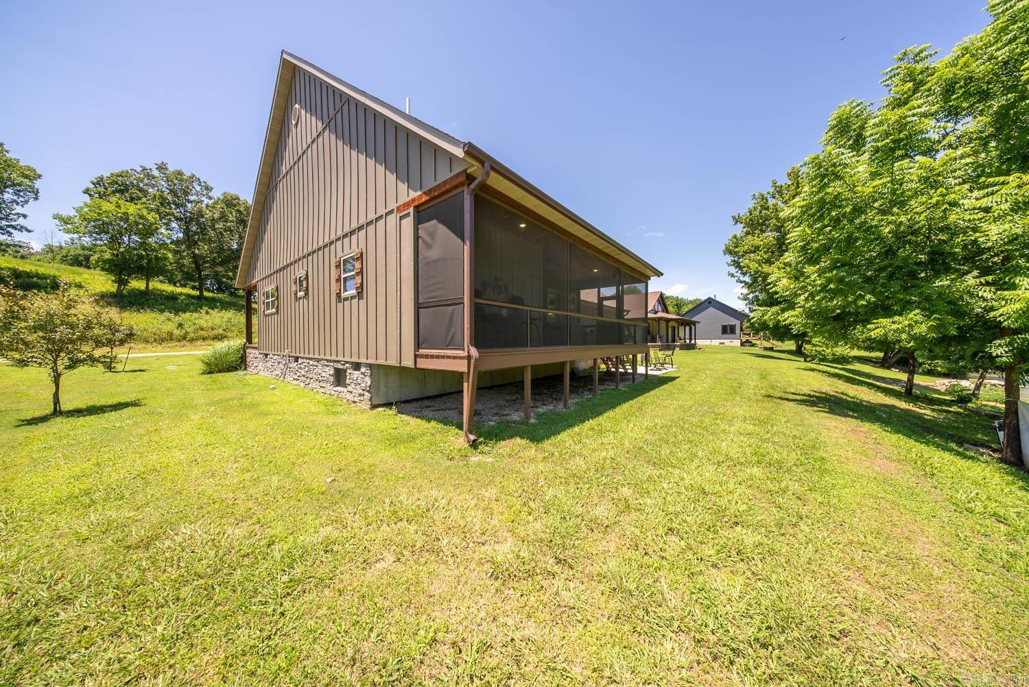 347 Big Trout Trail Property Photo 33