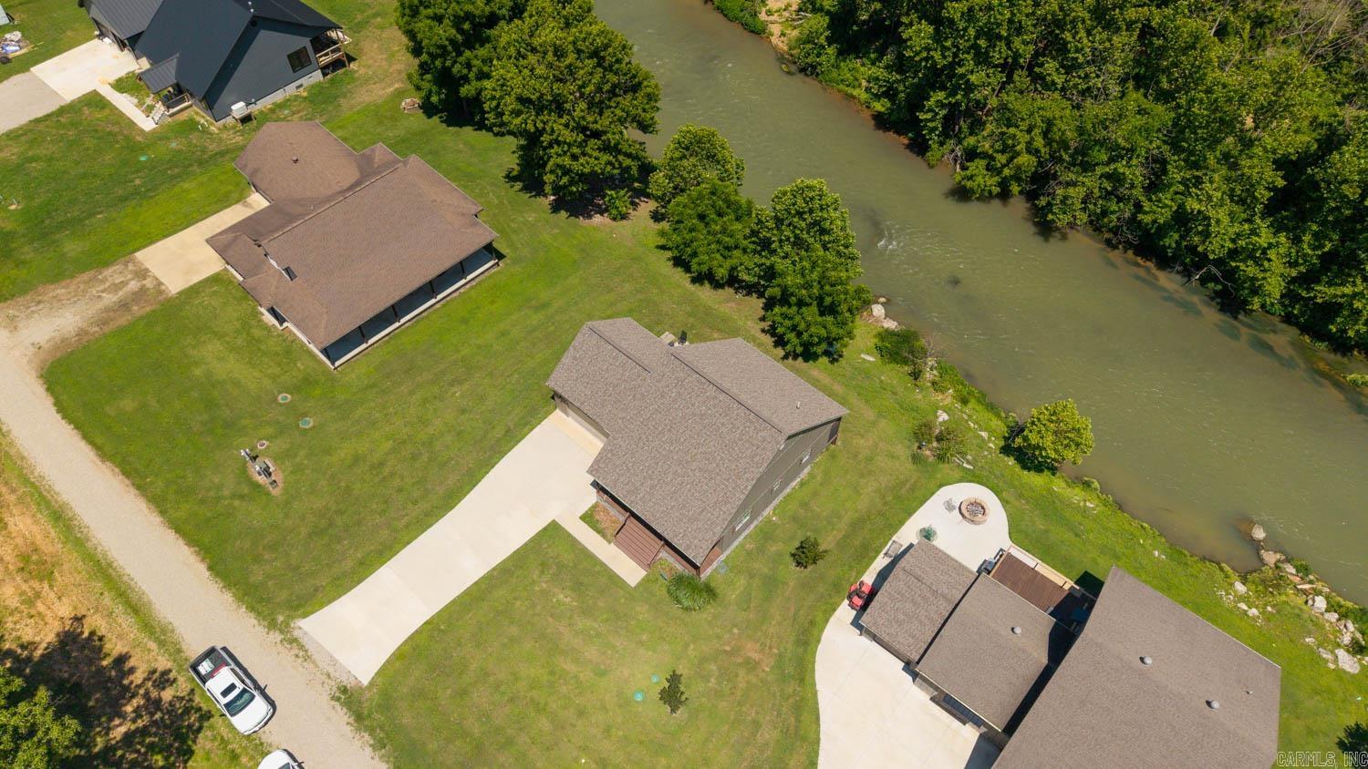 347 Big Trout Trail Property Photo 43
