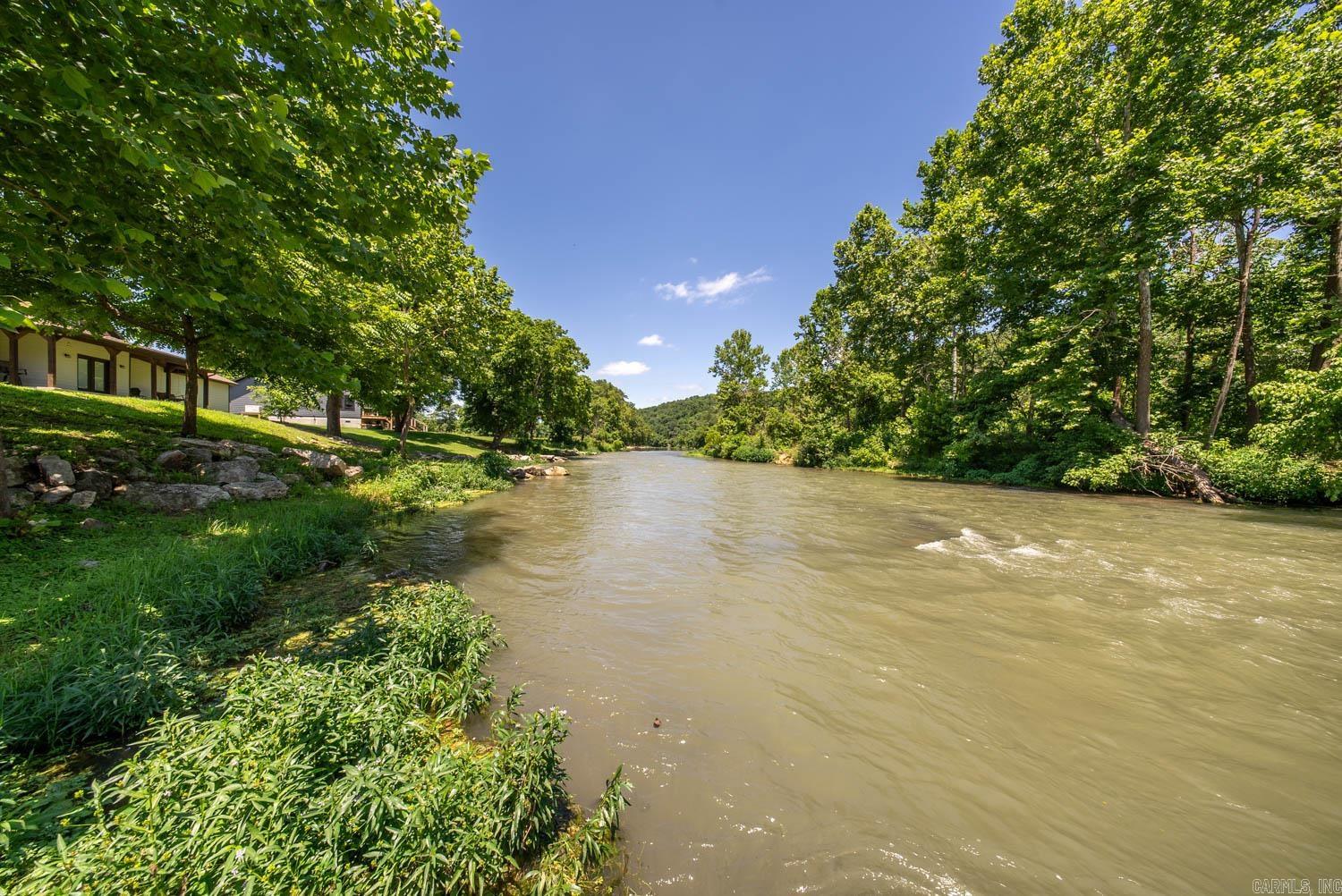 347 Big Trout Trail Property Photo 48