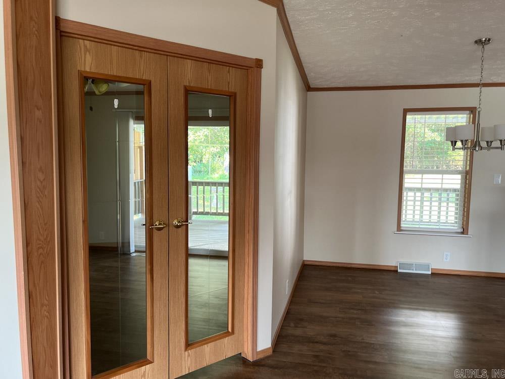 30 Harold Place Property Photo 16
