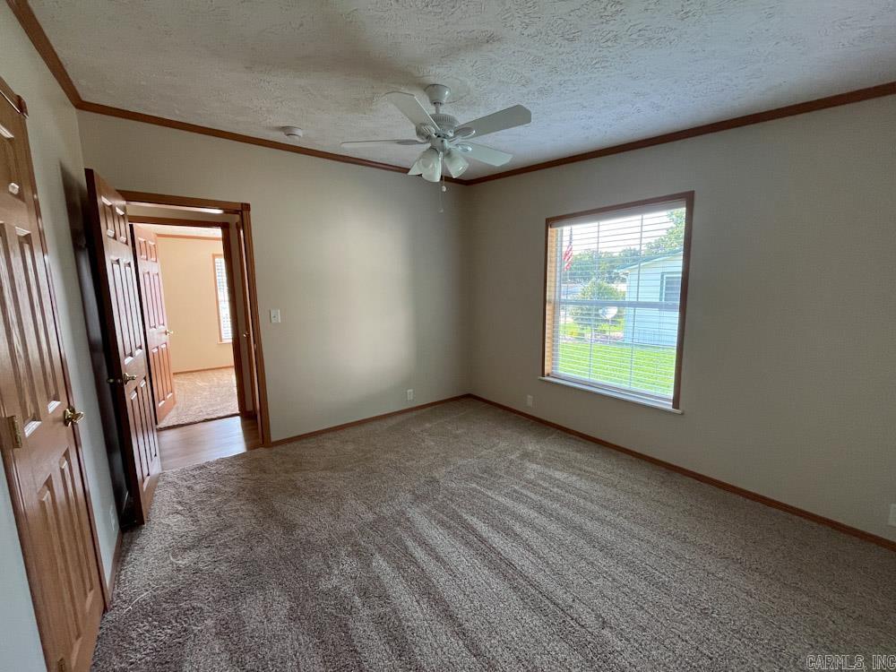 30 Harold Place Property Photo 23