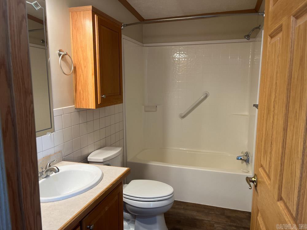 30 Harold Place Property Photo 25