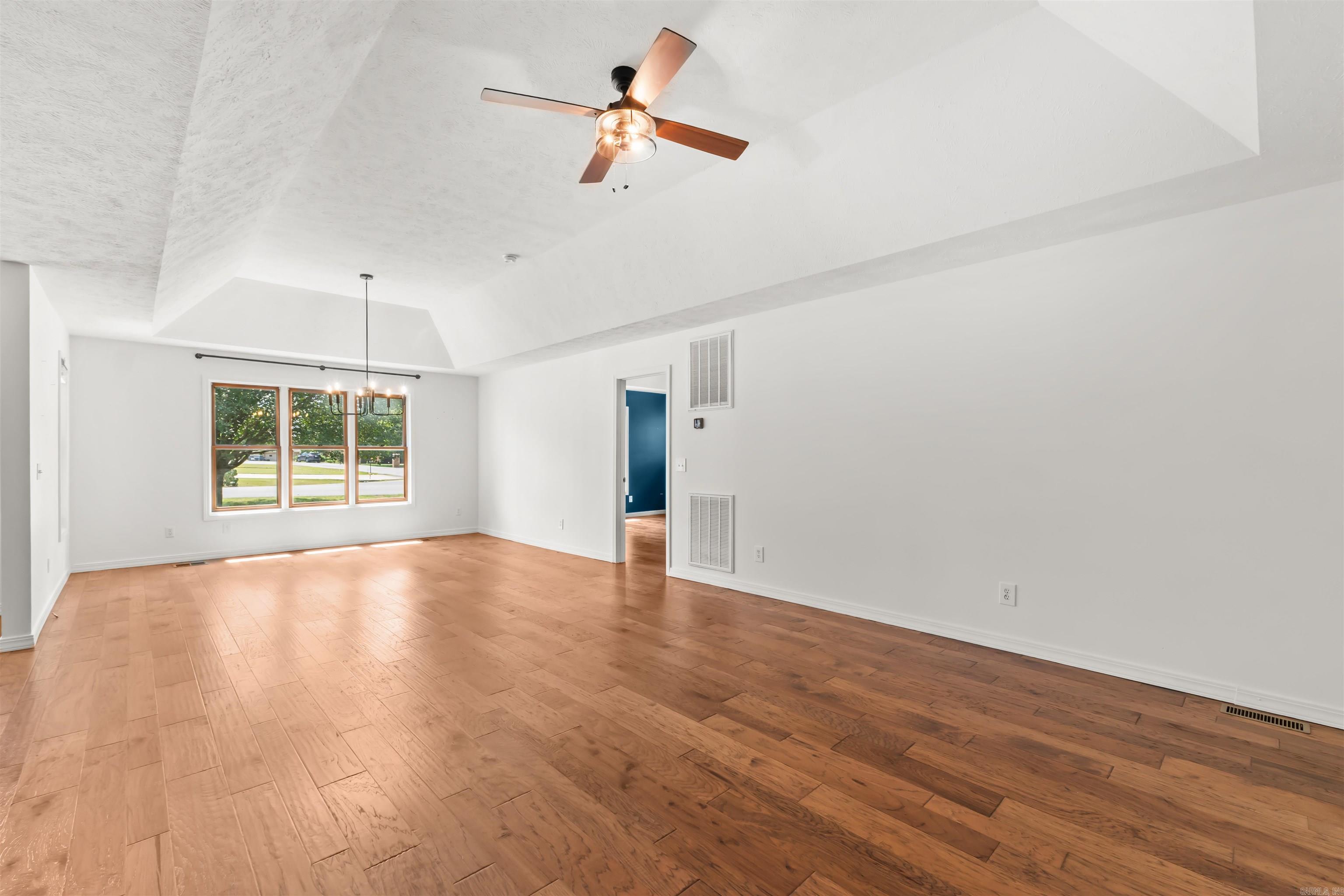 1601 Inverness Property Photo 10
