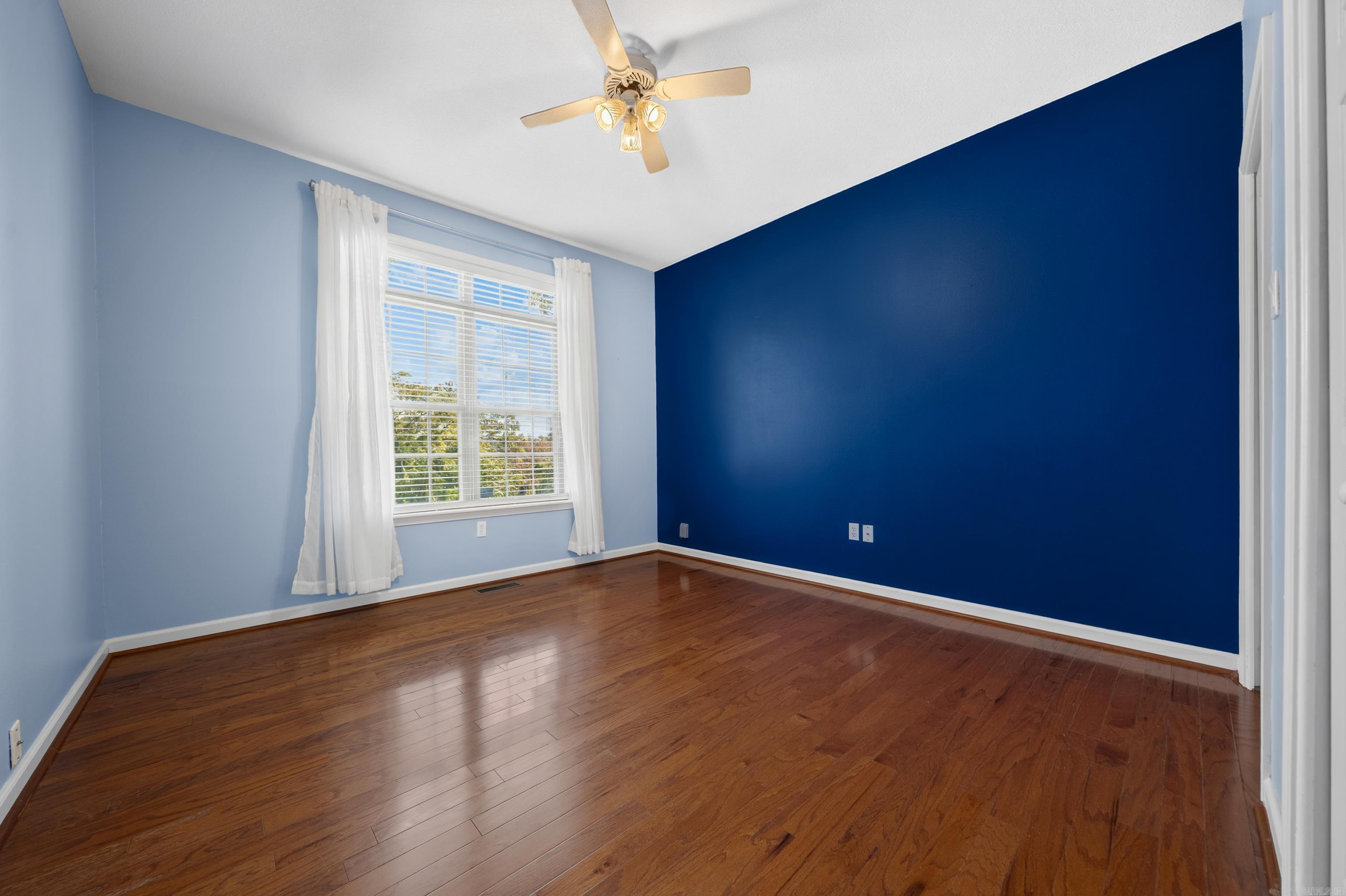 404 Peninsula Drive Property Photo 27