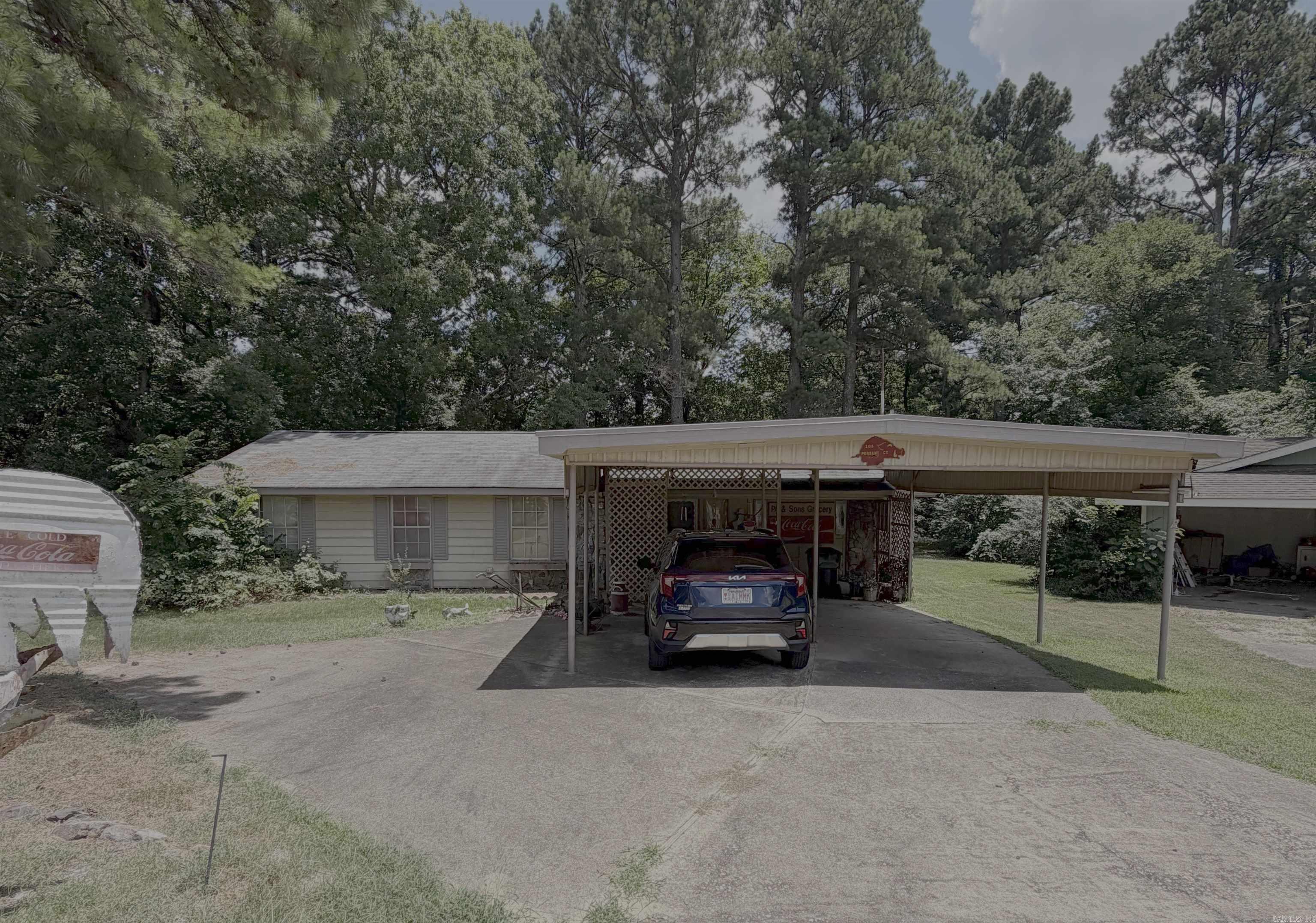 105 Persant Court Property Photo 1
