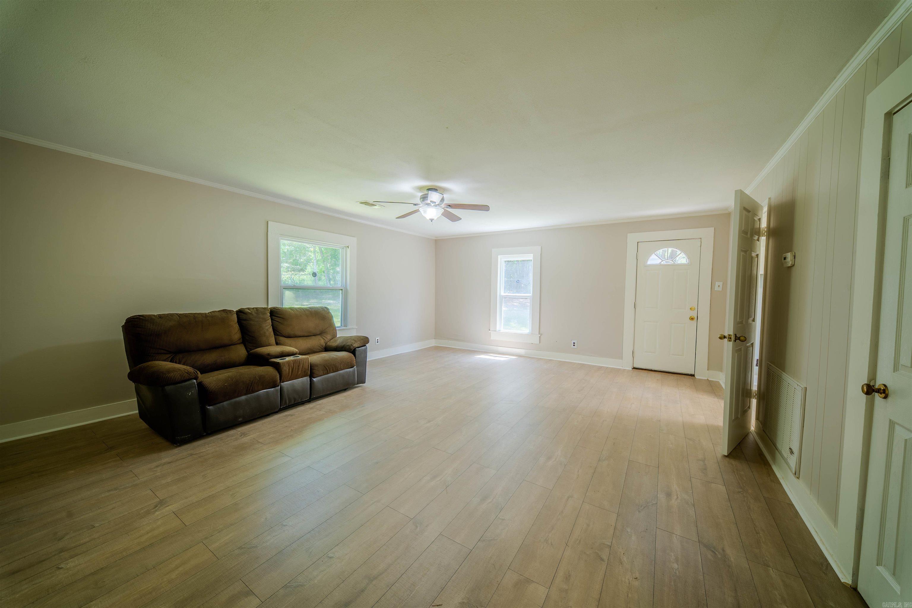 111 N Wyatt Dr Property Photo 17