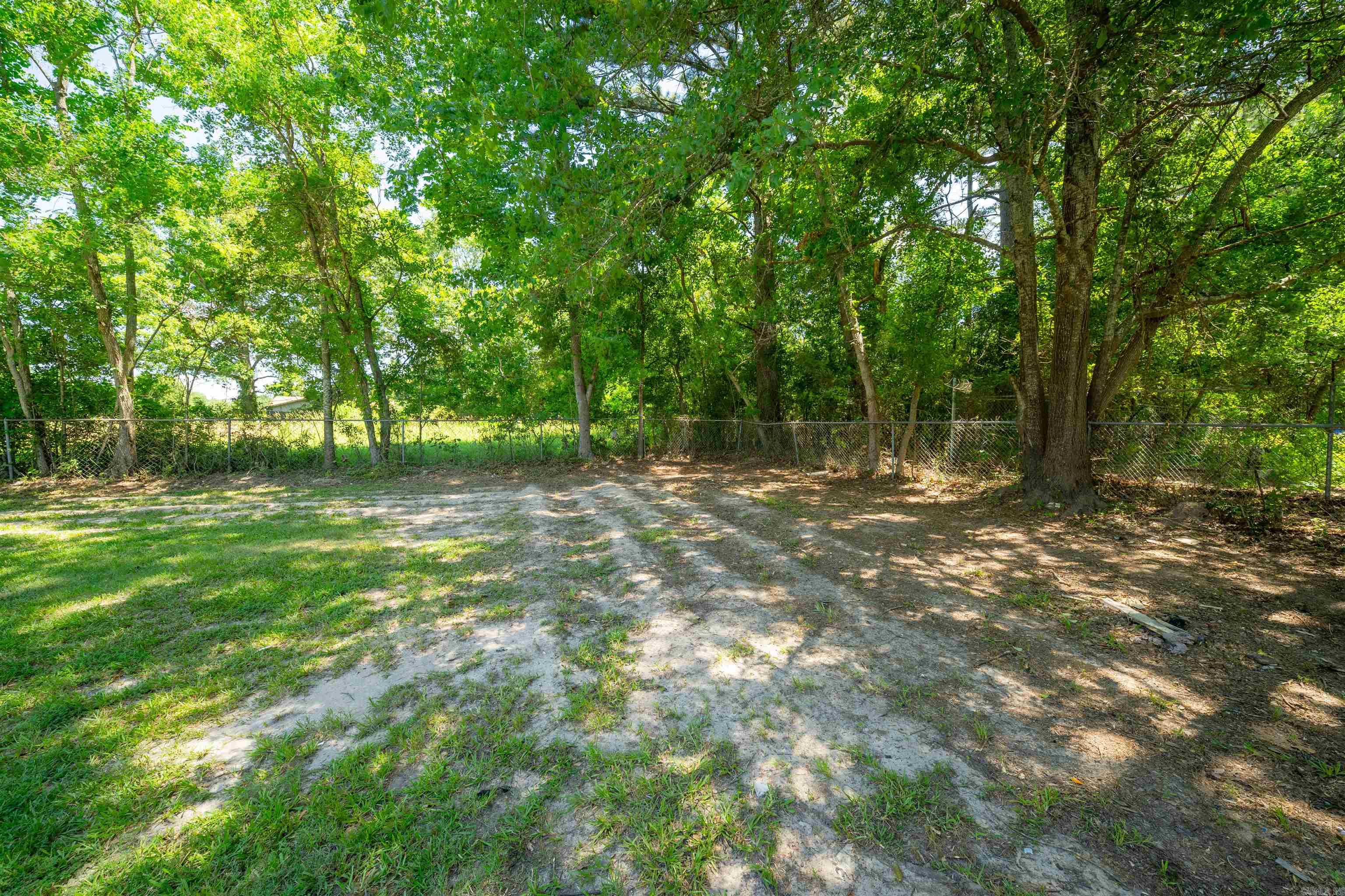 111 N Wyatt Dr Property Photo 22