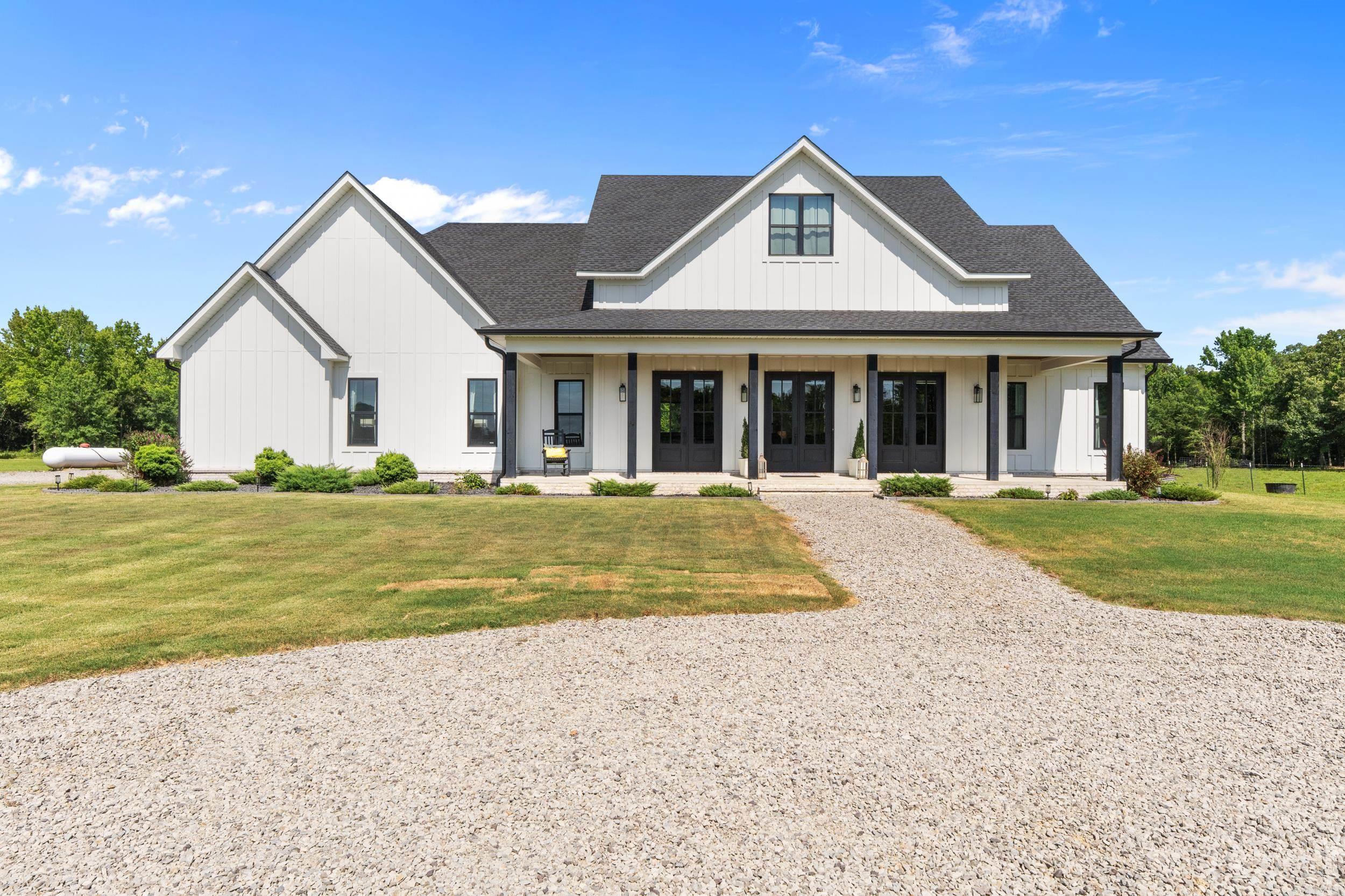 157 S Mt Olive Road Property Photo 1