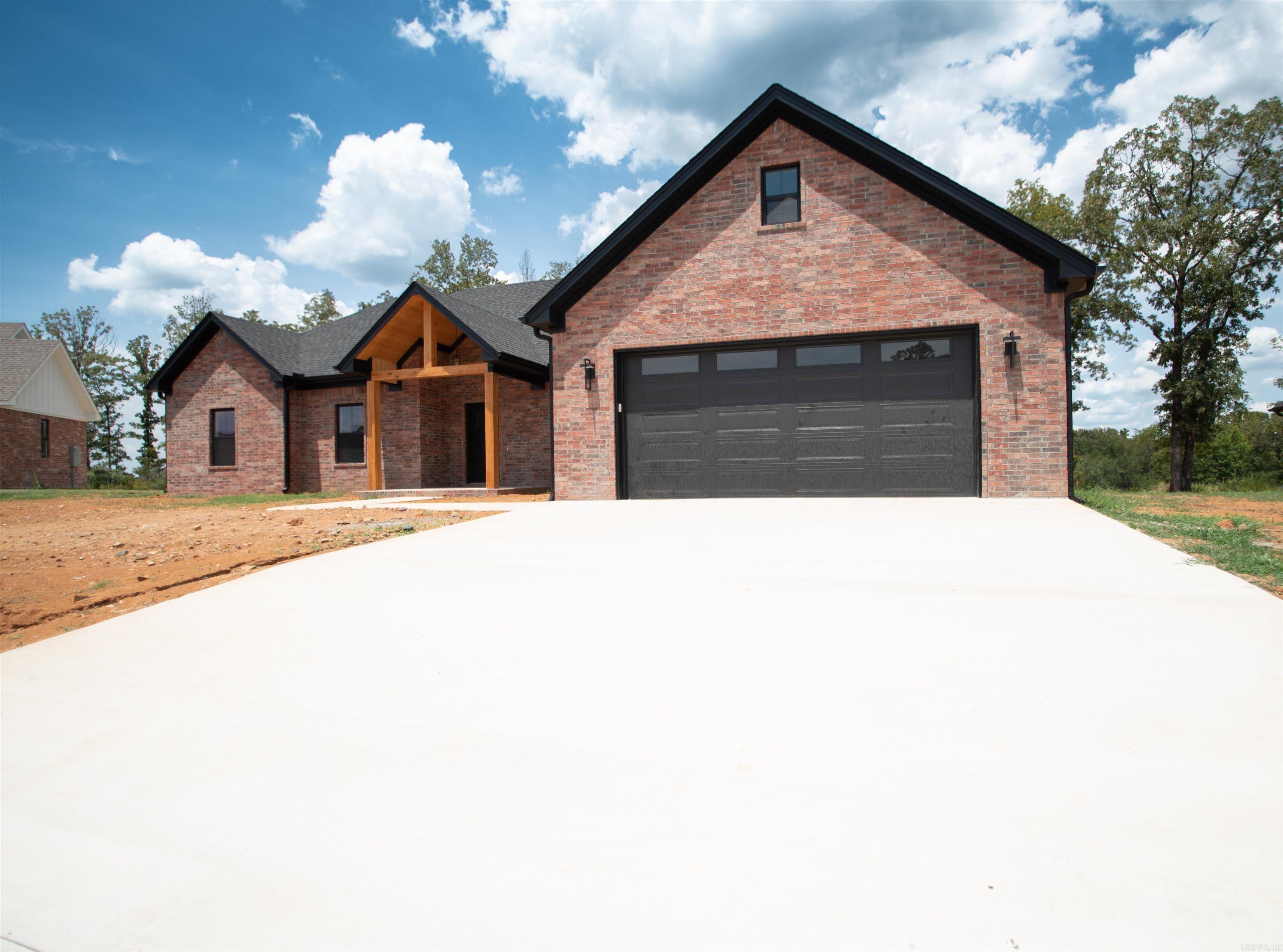 175 Hayden Drive Property Photo 3