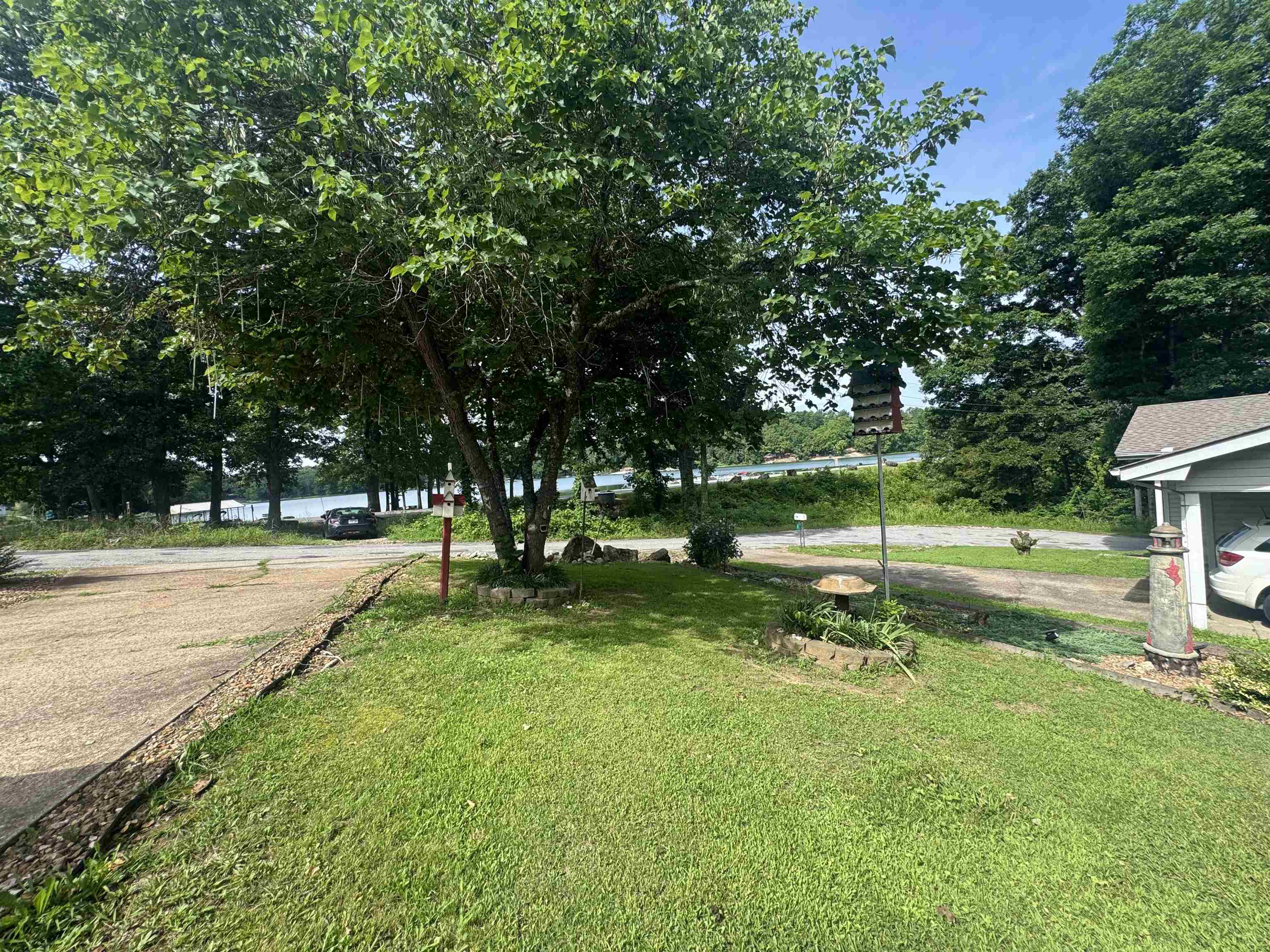 5 Dogwood Circle Property Photo 4
