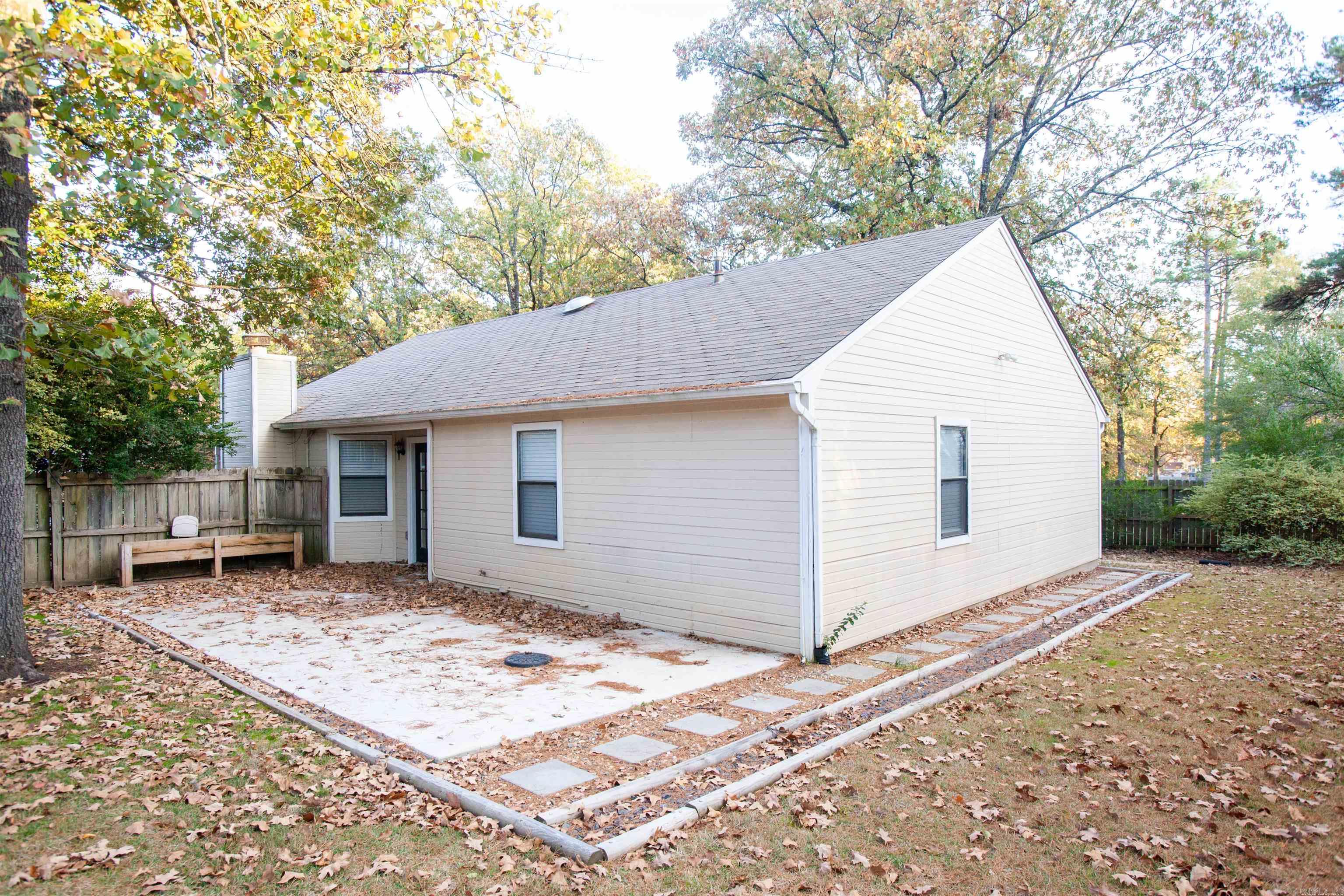 61 Pin Oak Loop Property Photo 16