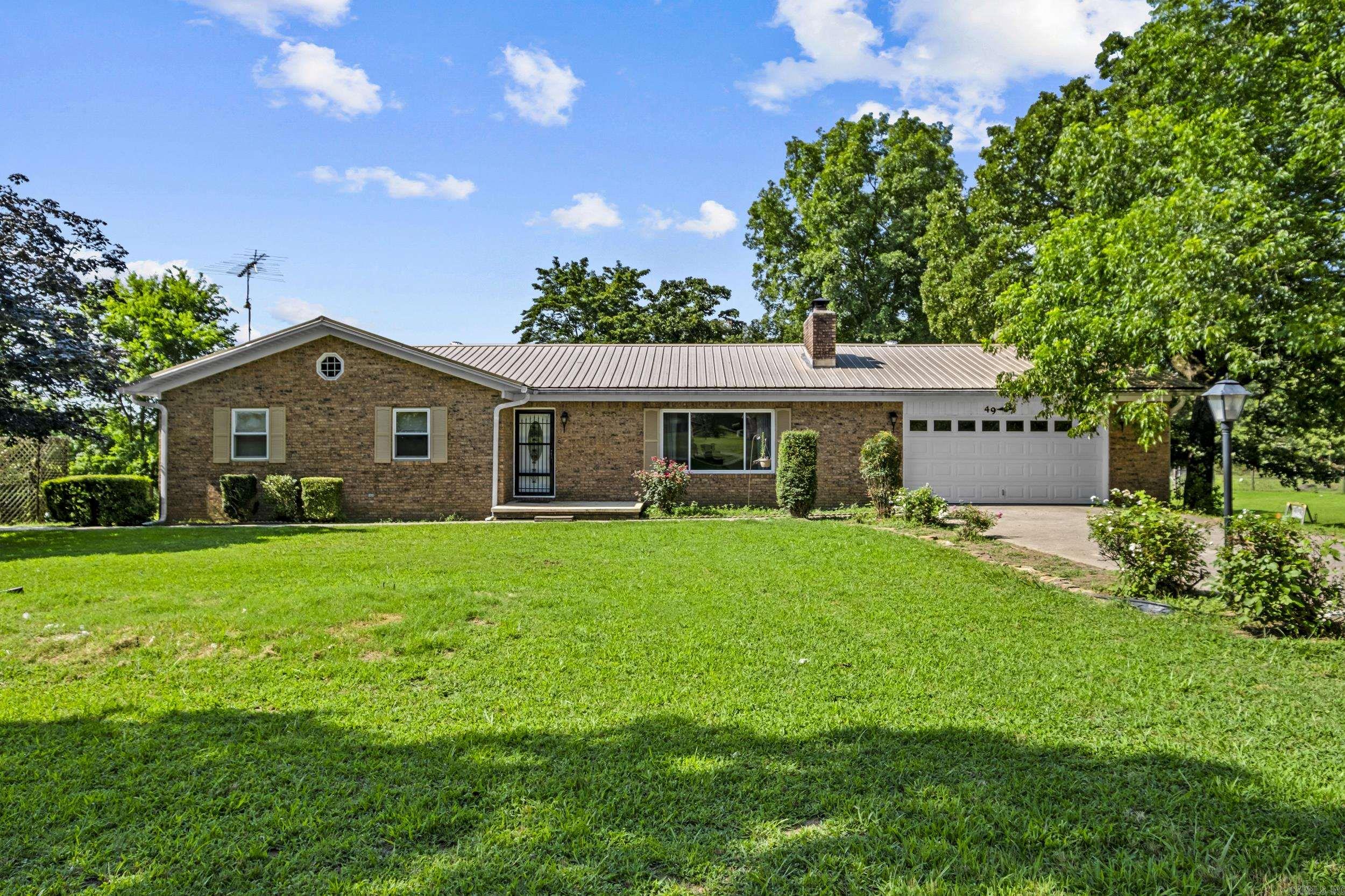 49 Floyd Road Property Photo 1
