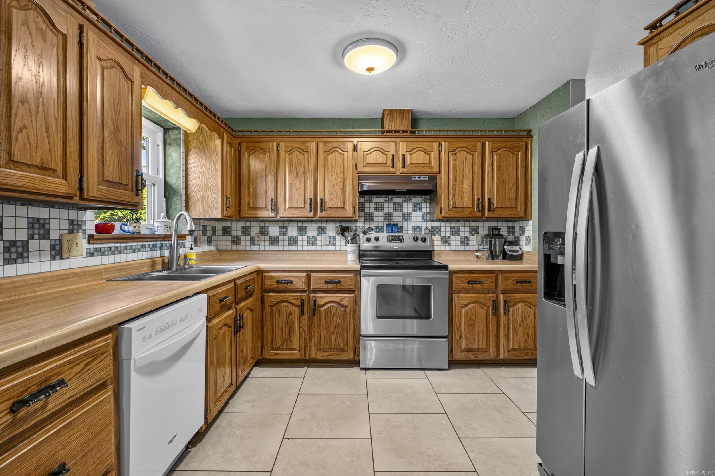 49 Floyd Road Property Photo 9