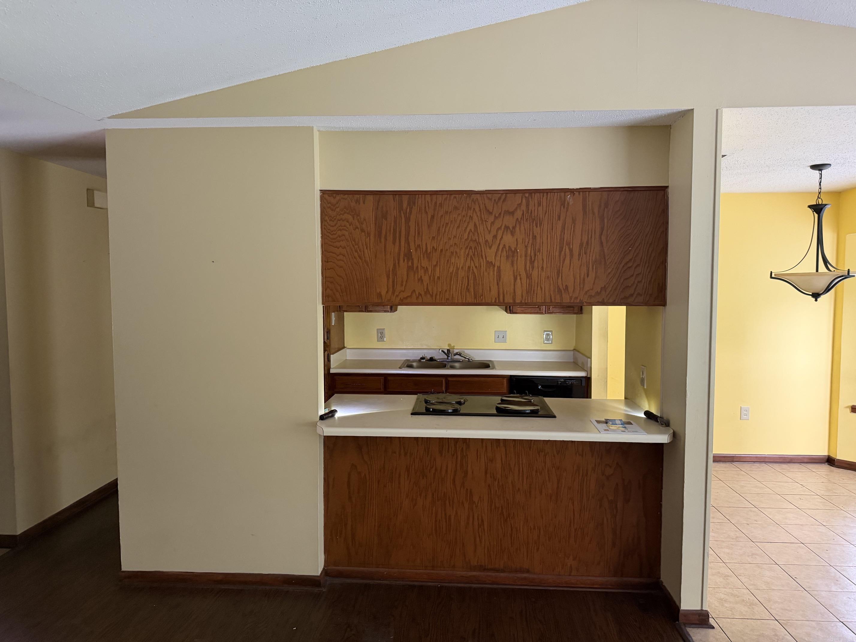 37 Pinedale Circle Property Photo 8