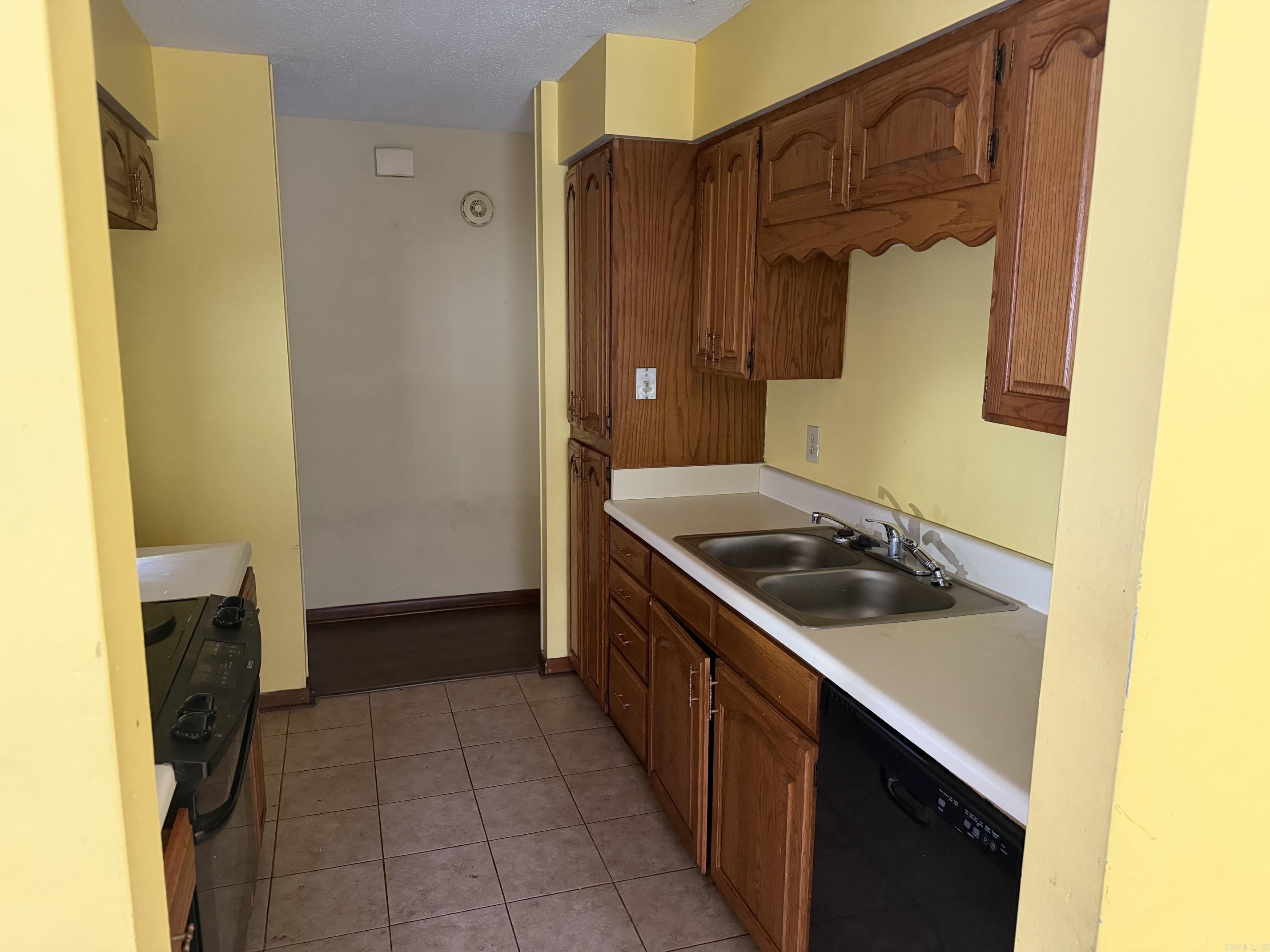 37 Pinedale Circle Property Photo 9