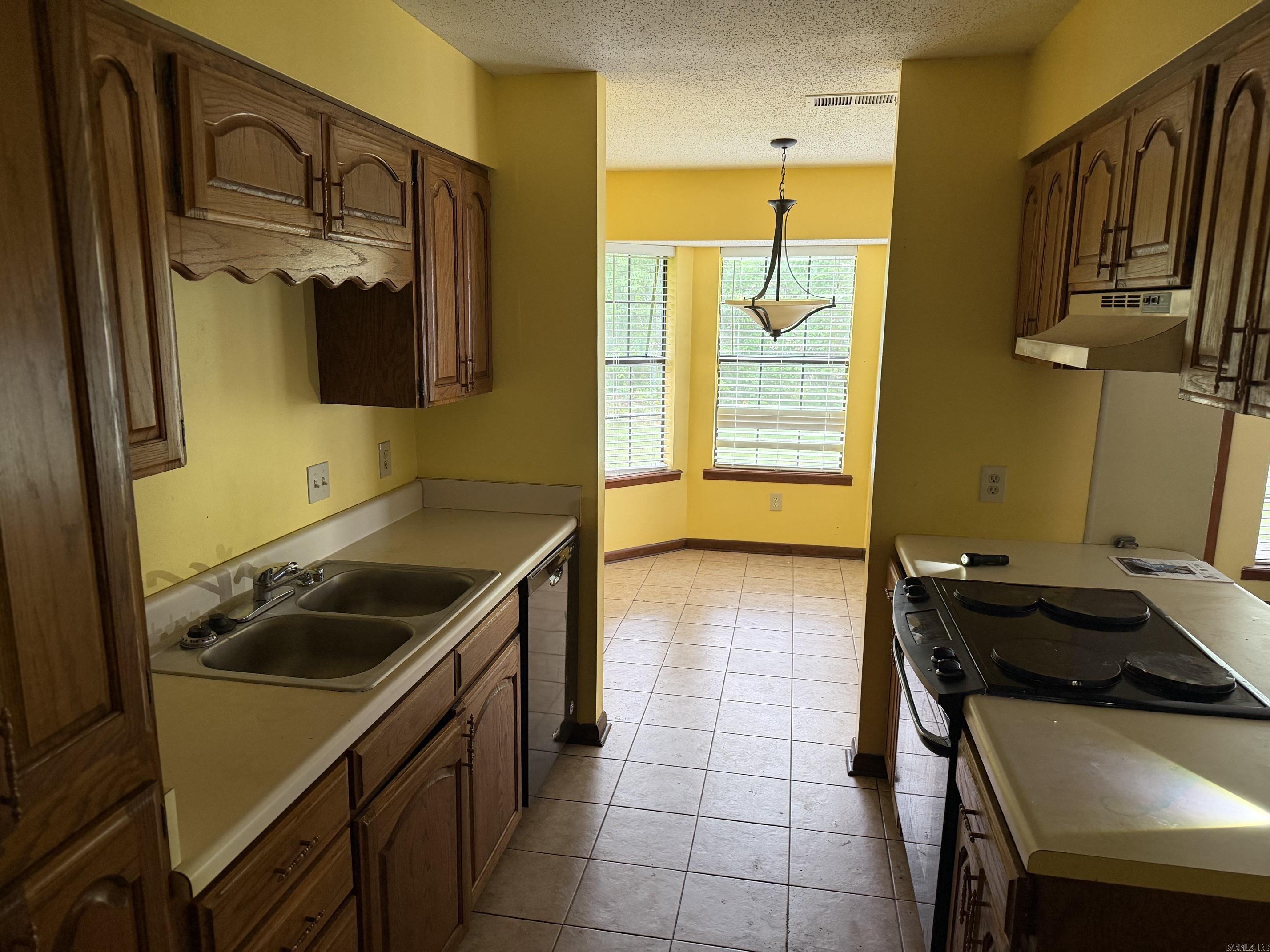 37 Pinedale Circle Property Photo 10