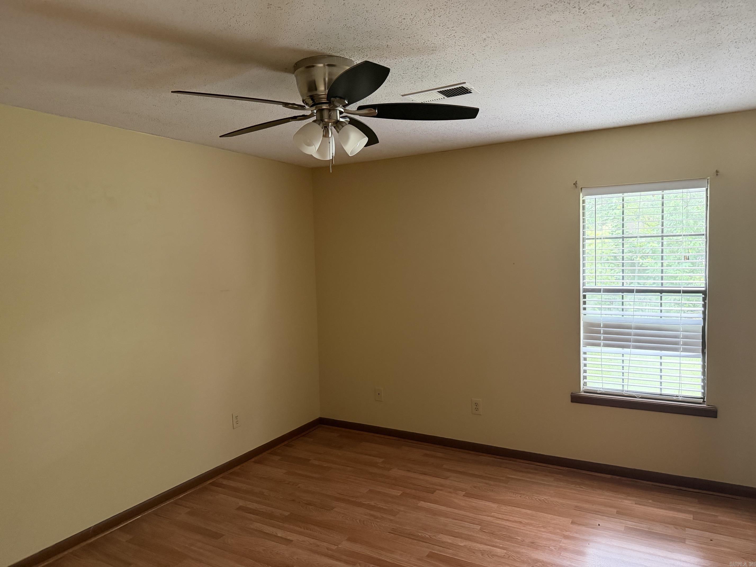 37 Pinedale Circle Property Photo 12