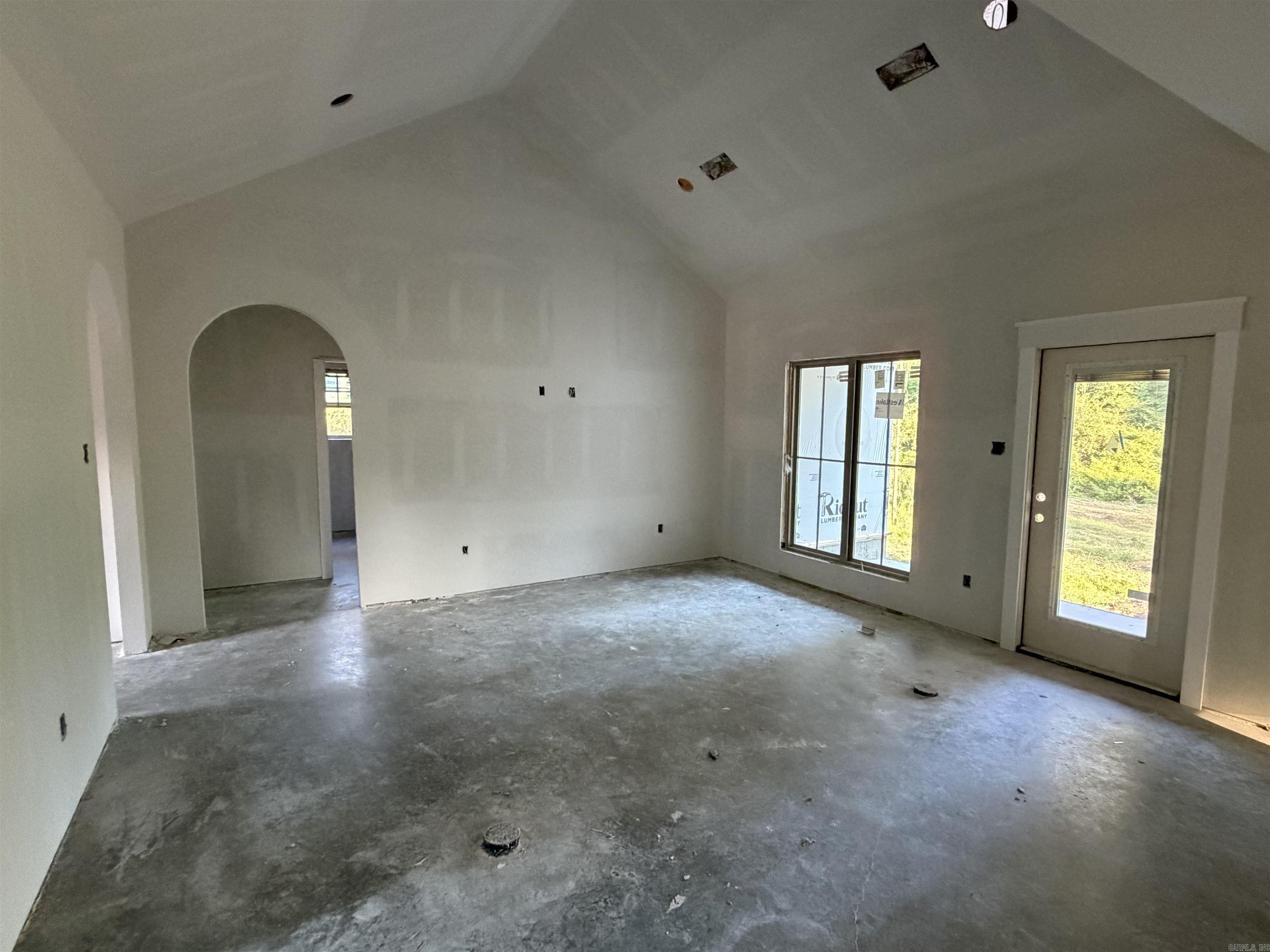 366 Sellers Road Property Photo 4