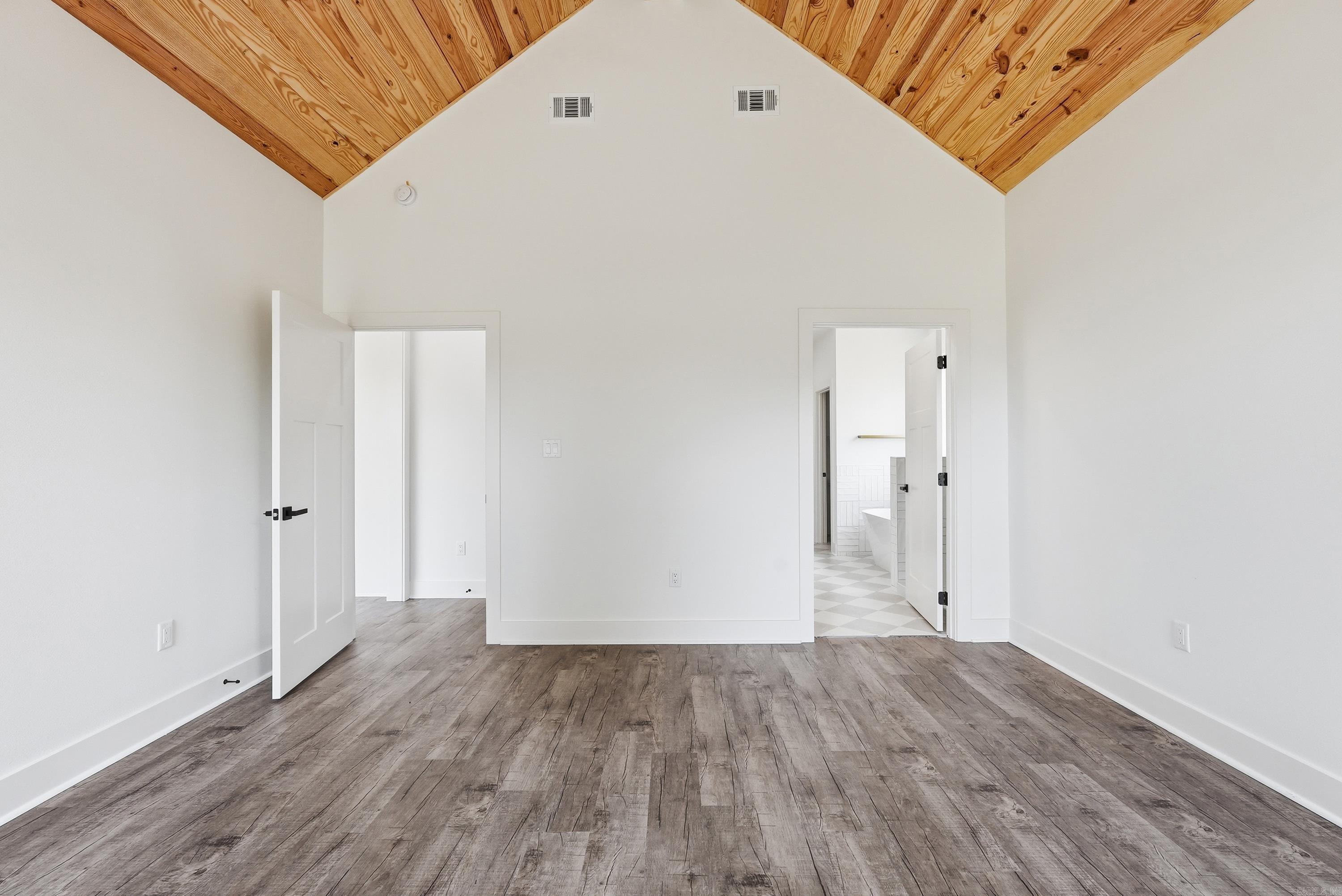 509 Valley Oak Drive Property Photo 12