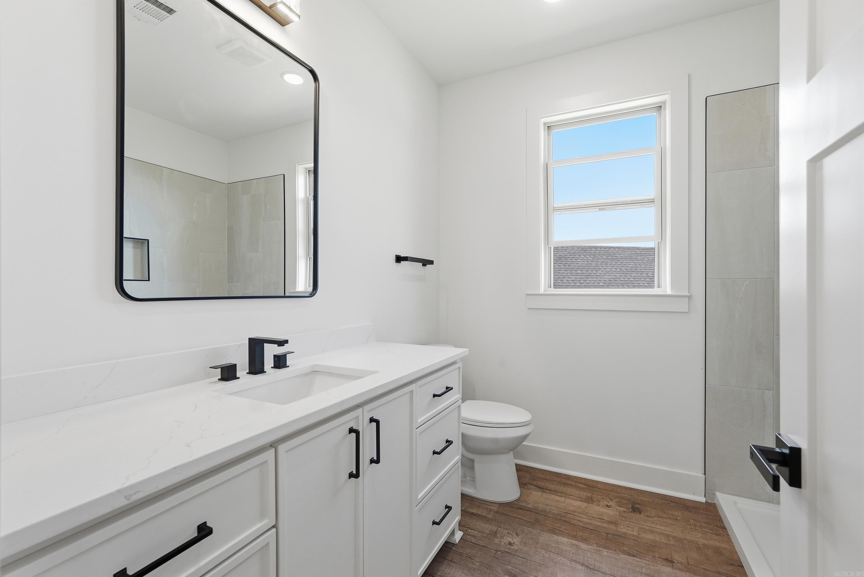 509 Valley Oak Drive Property Photo 13