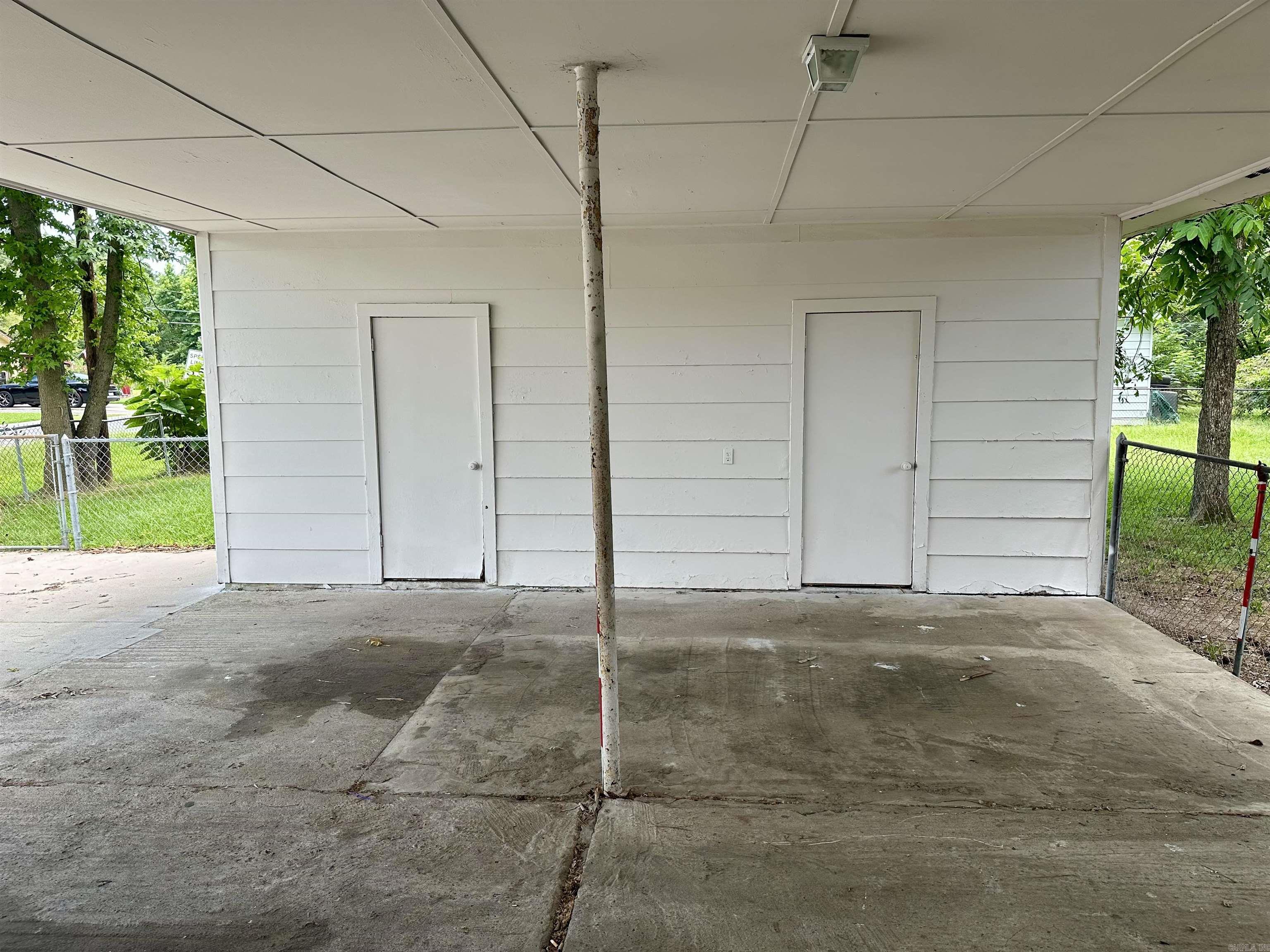 1521 Graham Road Property Photo 4