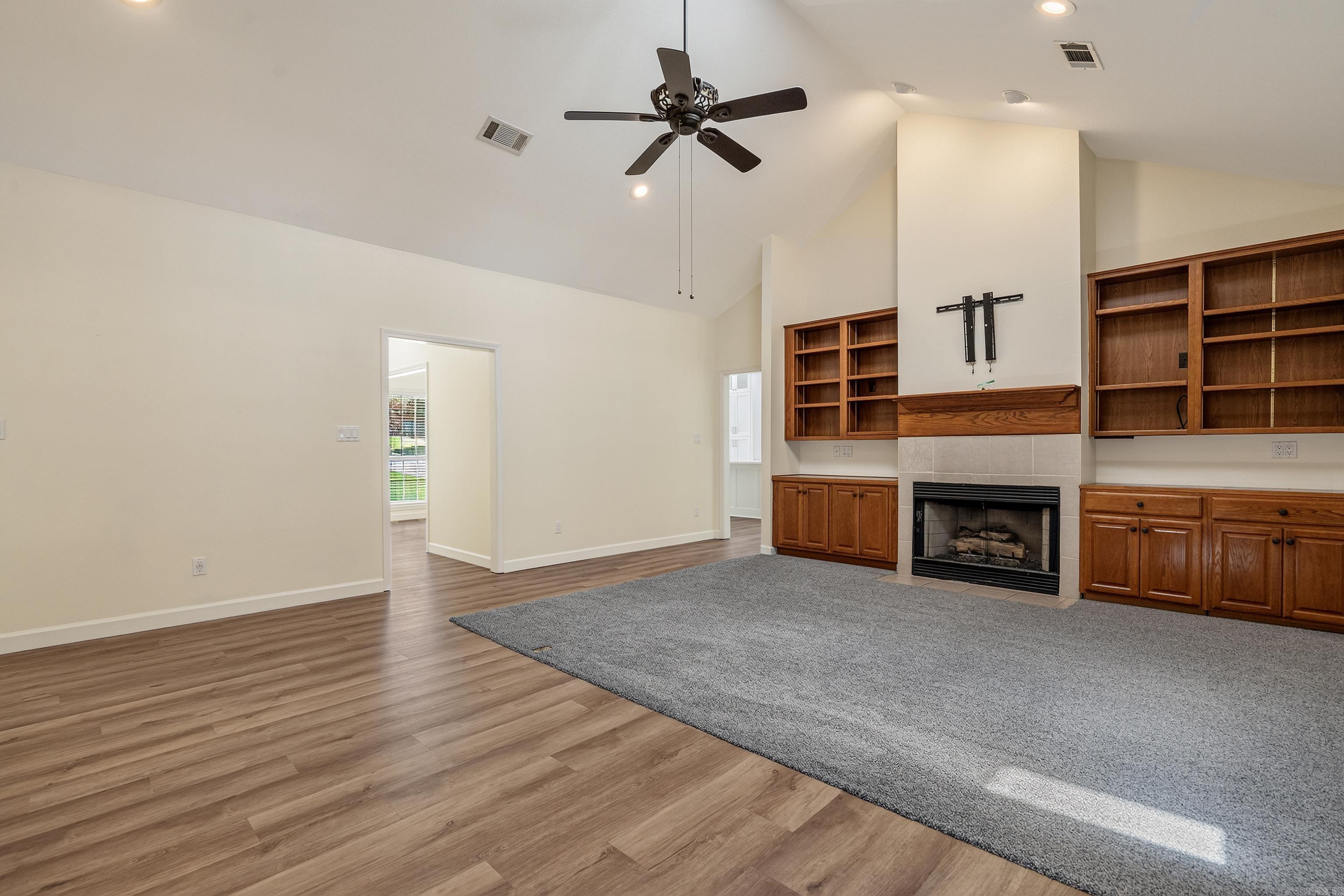 126 Bay Ridge Loop Property Photo 9