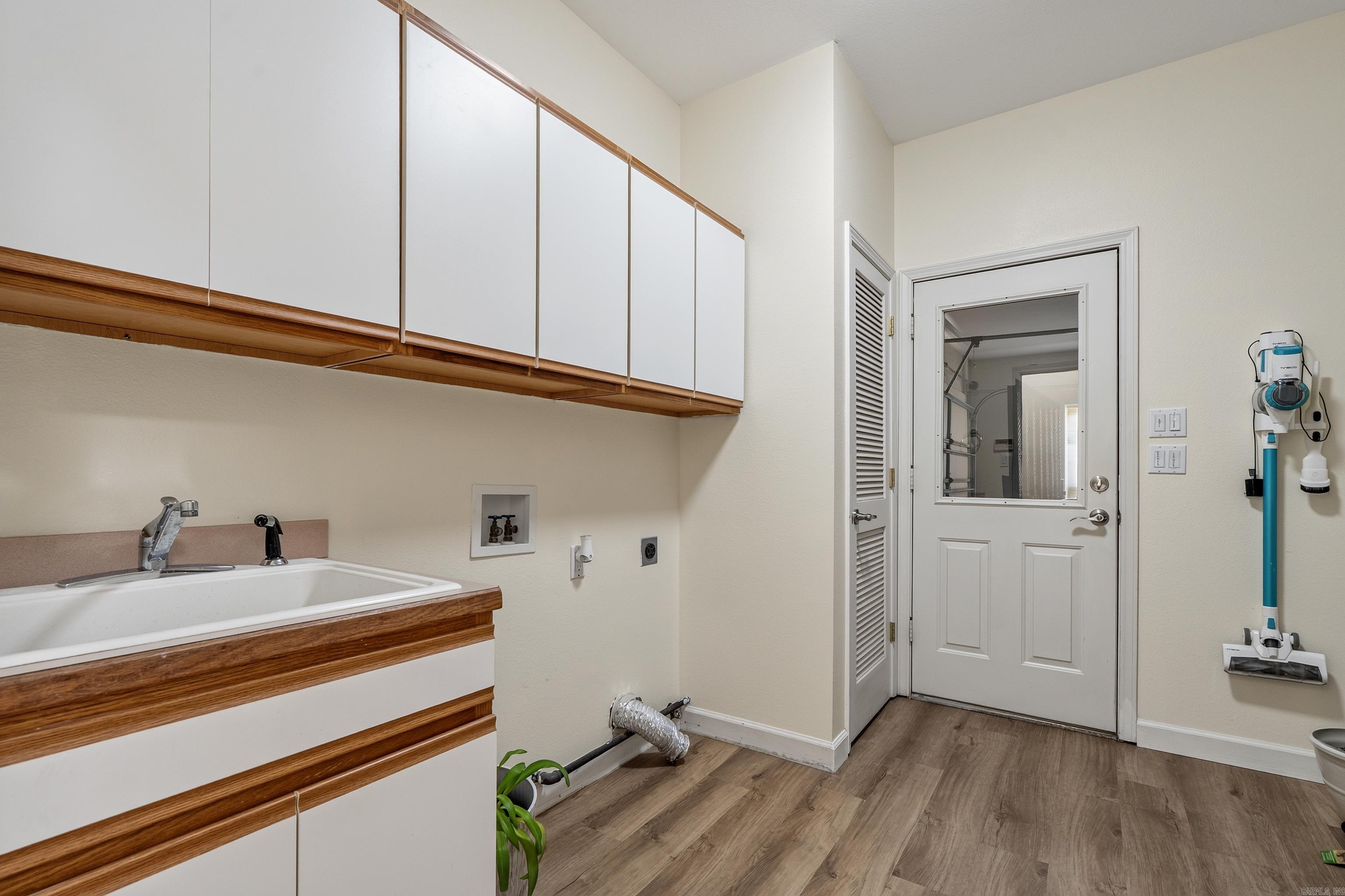 126 Bay Ridge Loop Property Photo 19