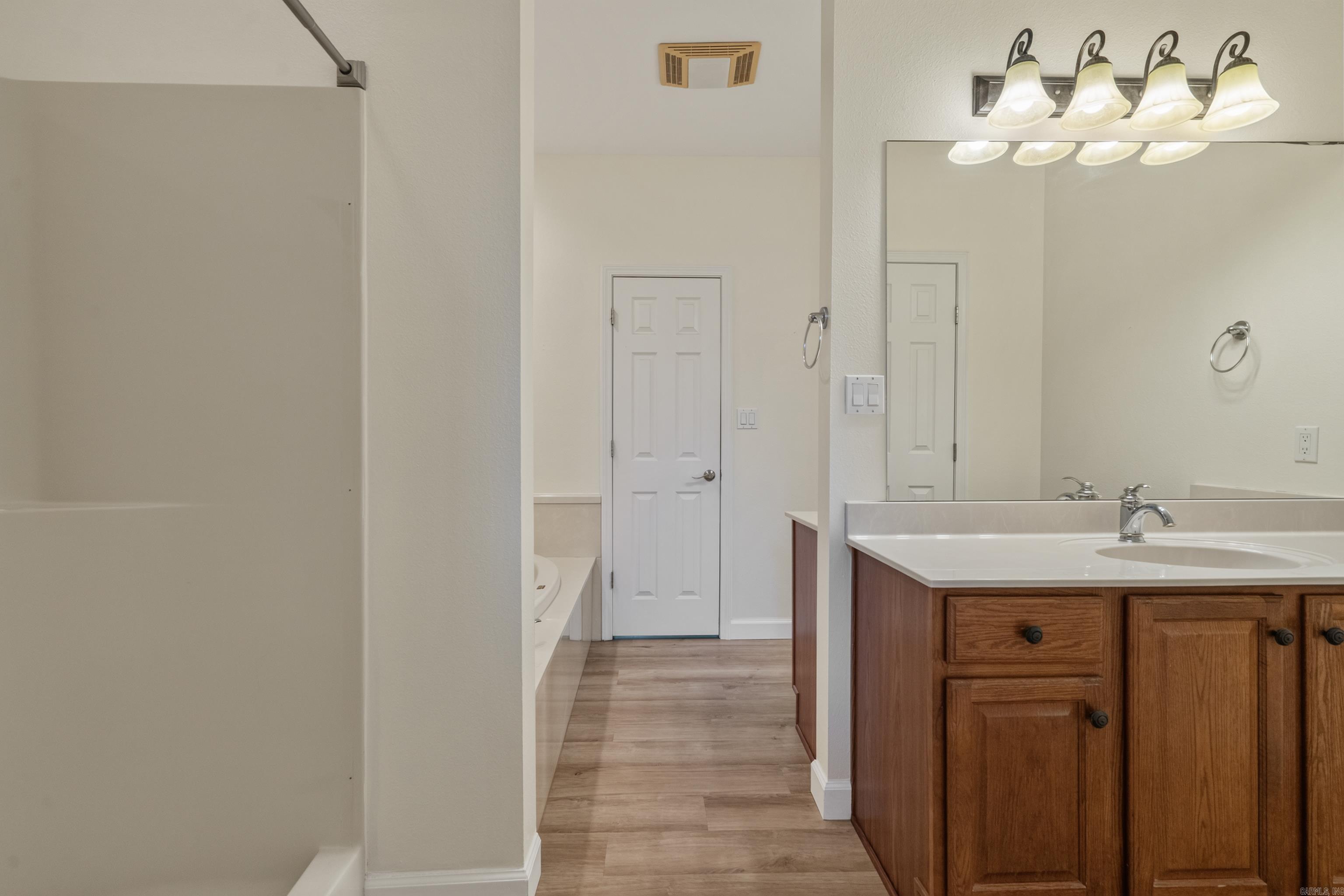 126 Bay Ridge Loop Property Photo 32