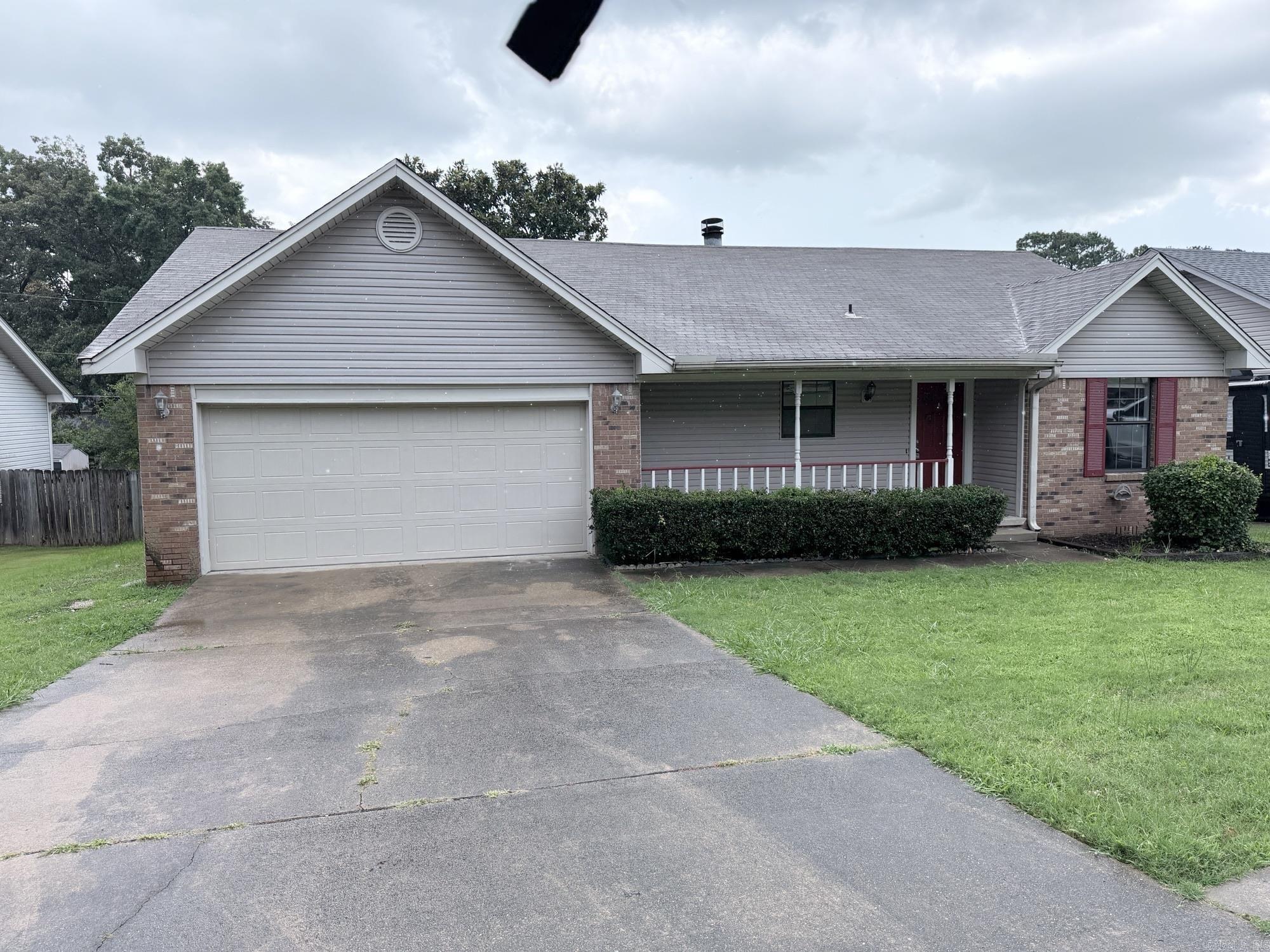 8408 Easy Street Property Photo 1