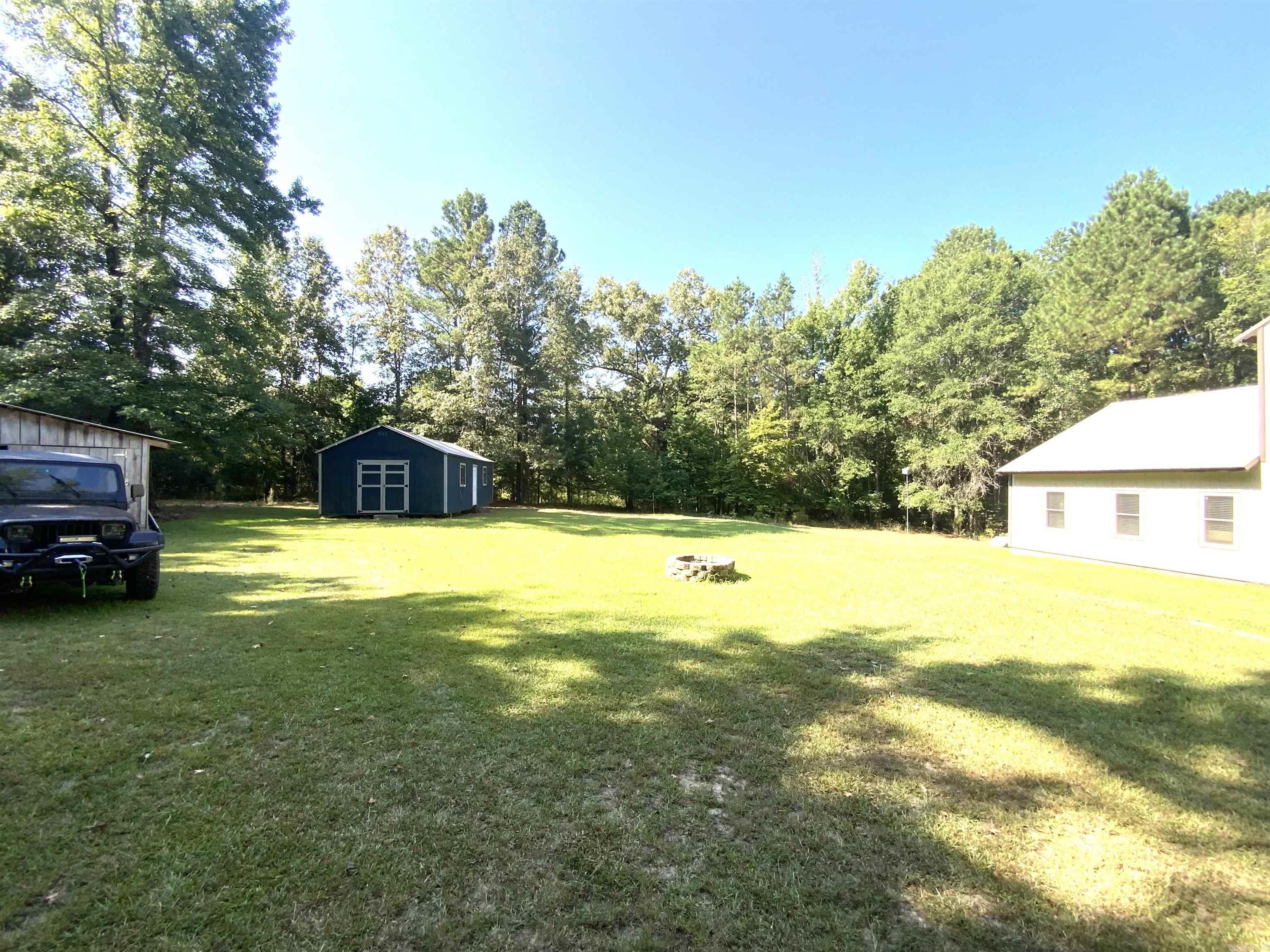 184 Bradley 98 Property Photo 9