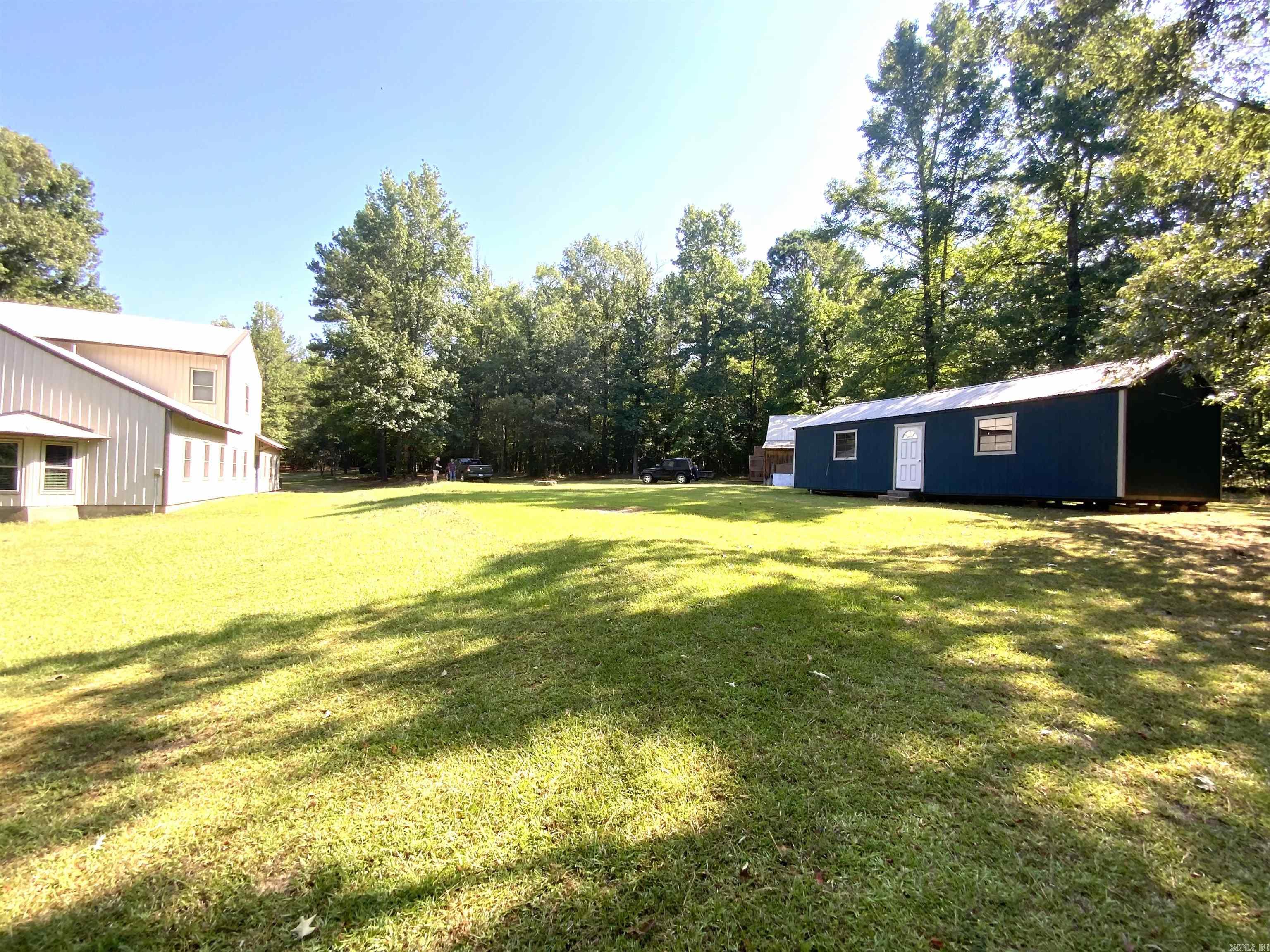 184 Bradley 98 Property Photo 11