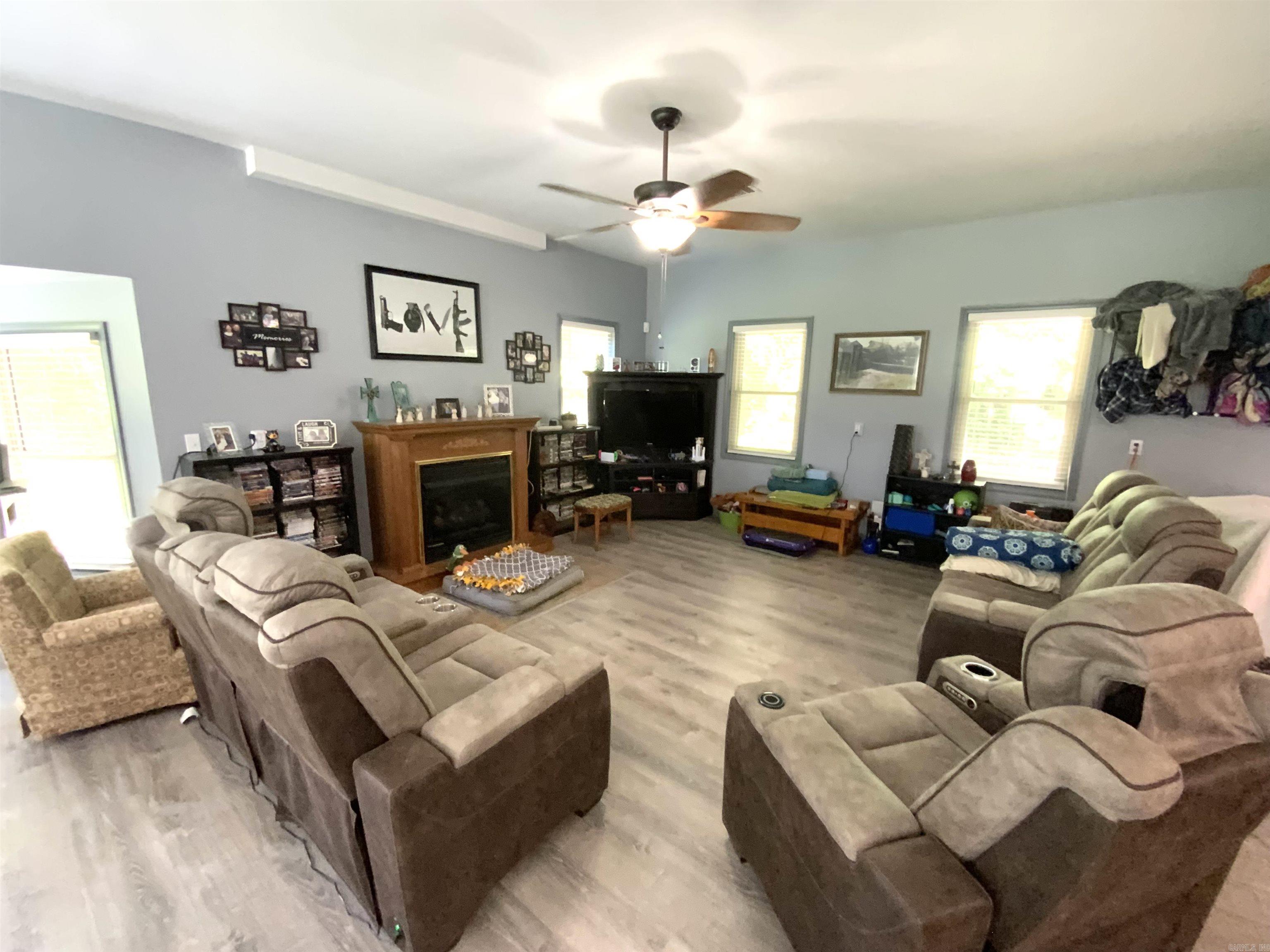 184 Bradley 98 Property Photo 24