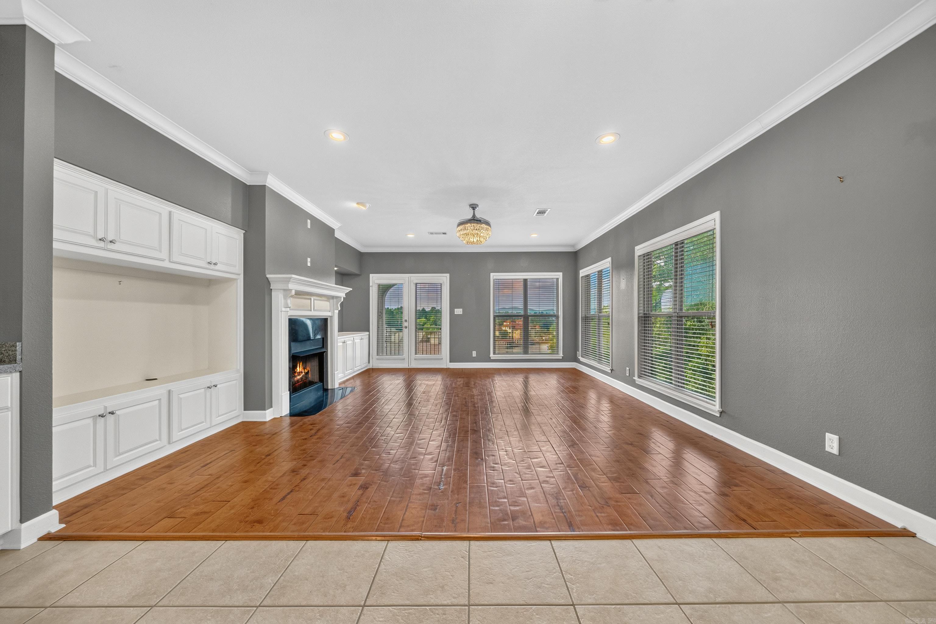518 Amity I6 Property Photo 4