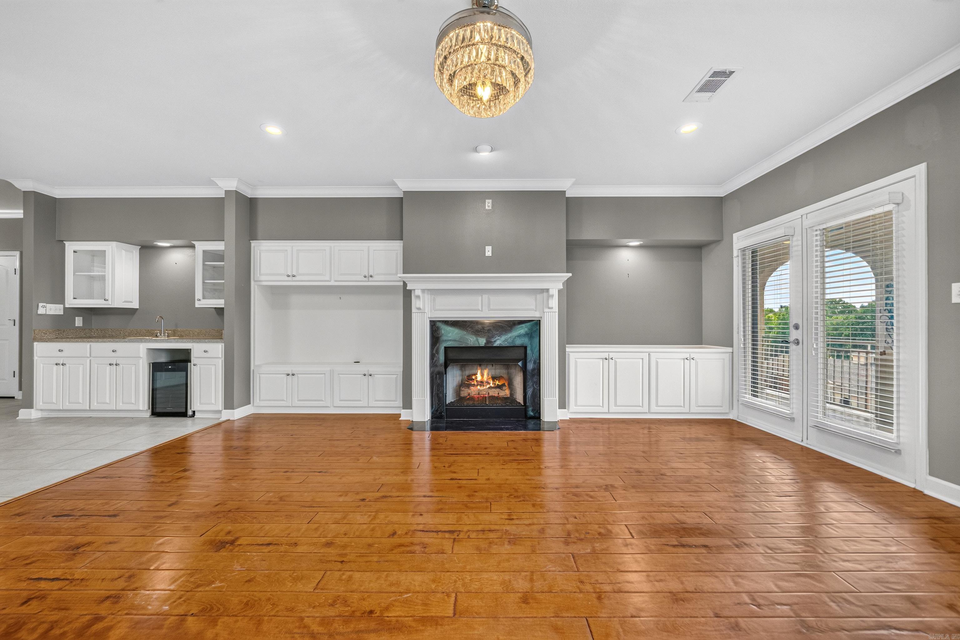 518 Amity I6 Property Photo 8