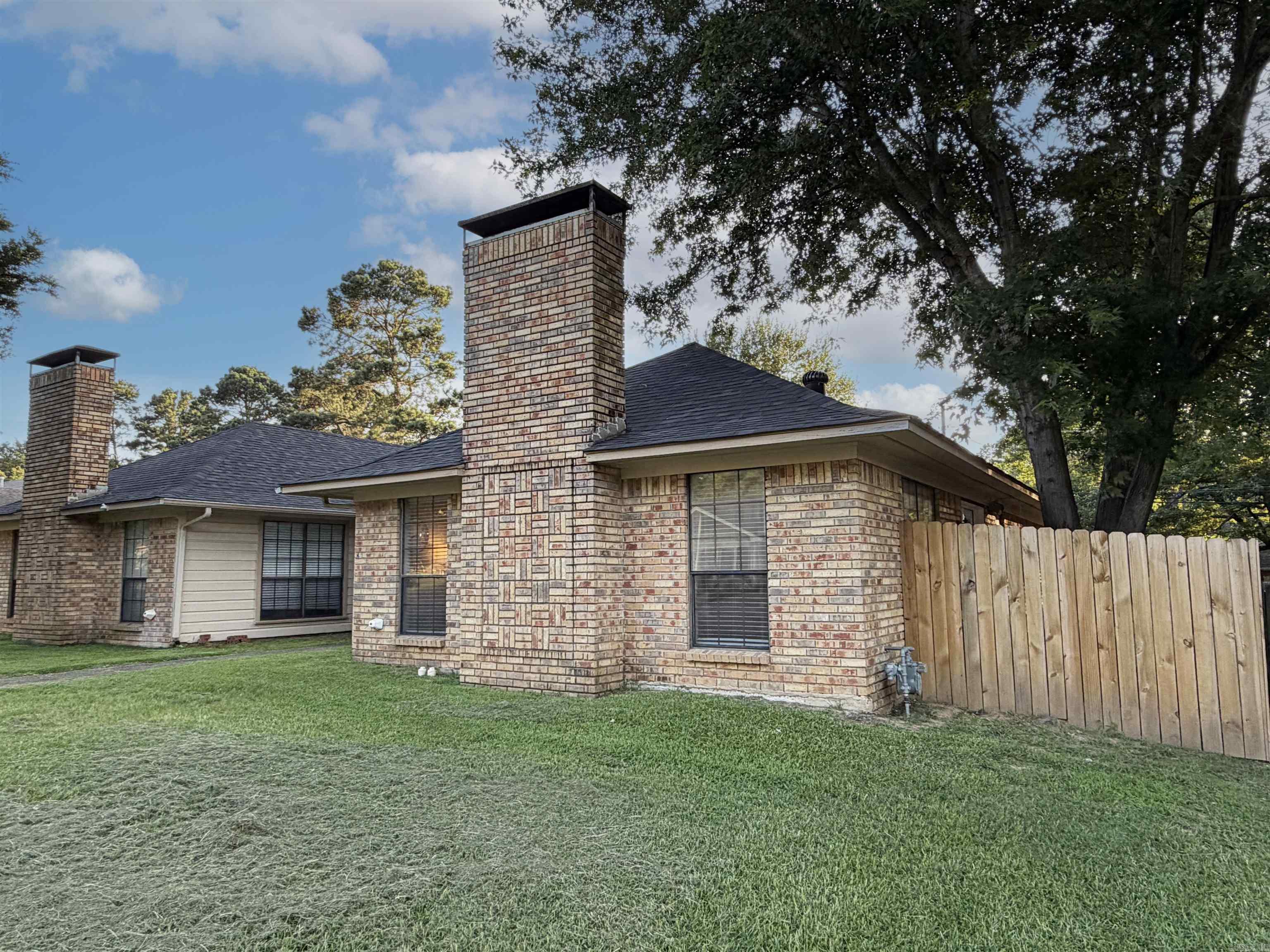 5805 Sidney North North Property Photo 25