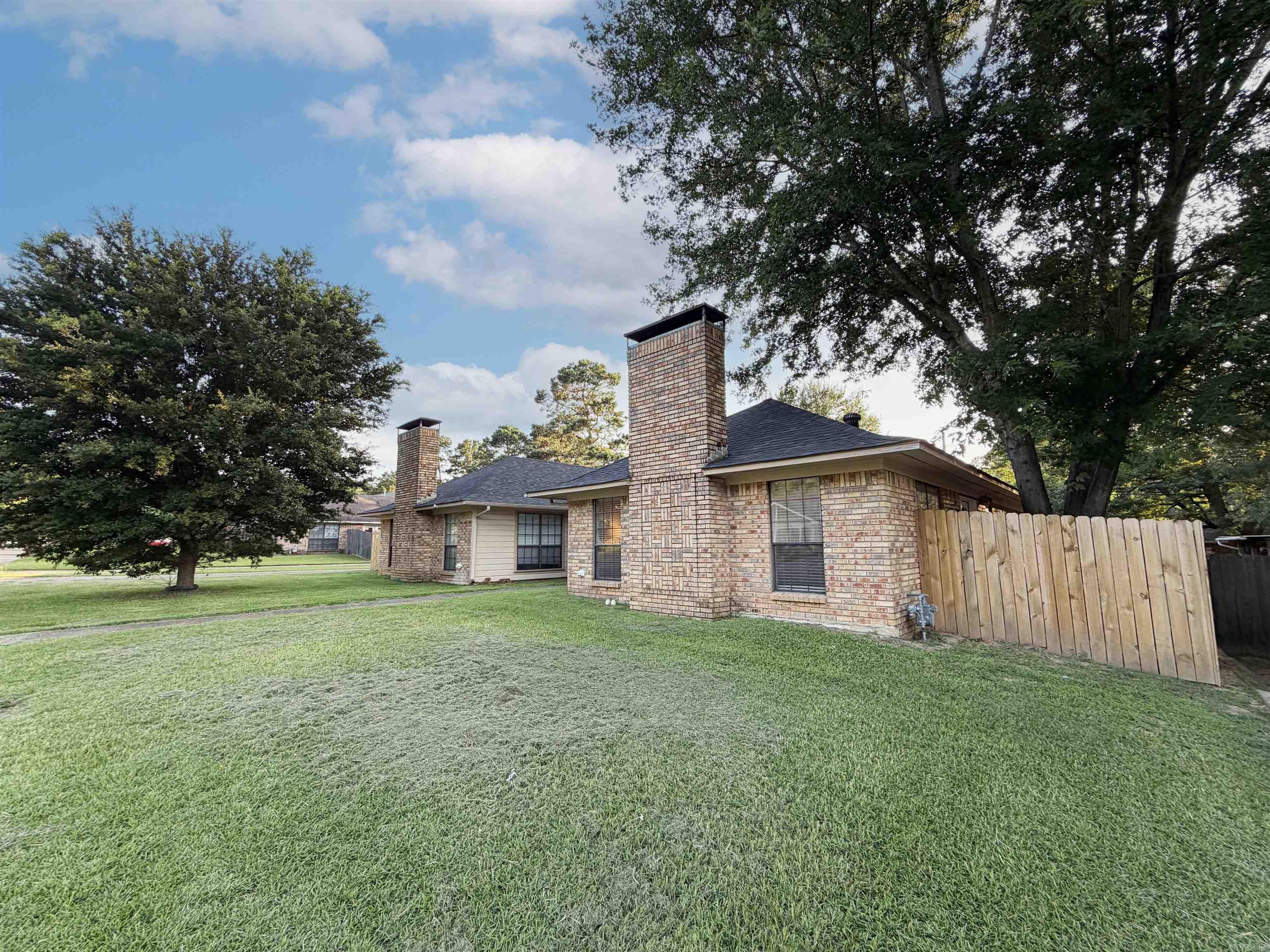 5805 Sidney North North Property Photo 26